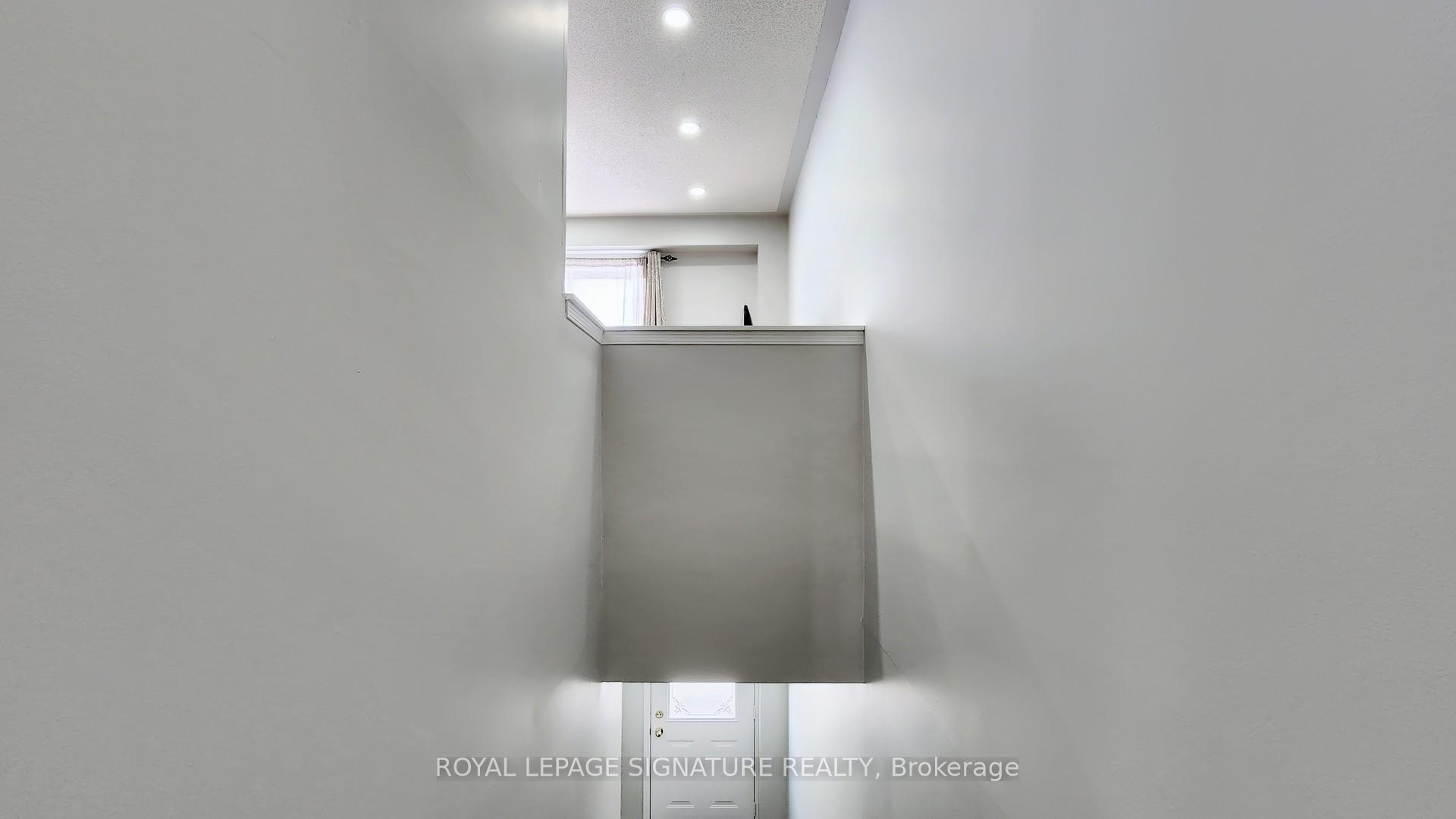 Photo 80 of 16 Pennefather Lane, Ajax, Central — HOMEH
