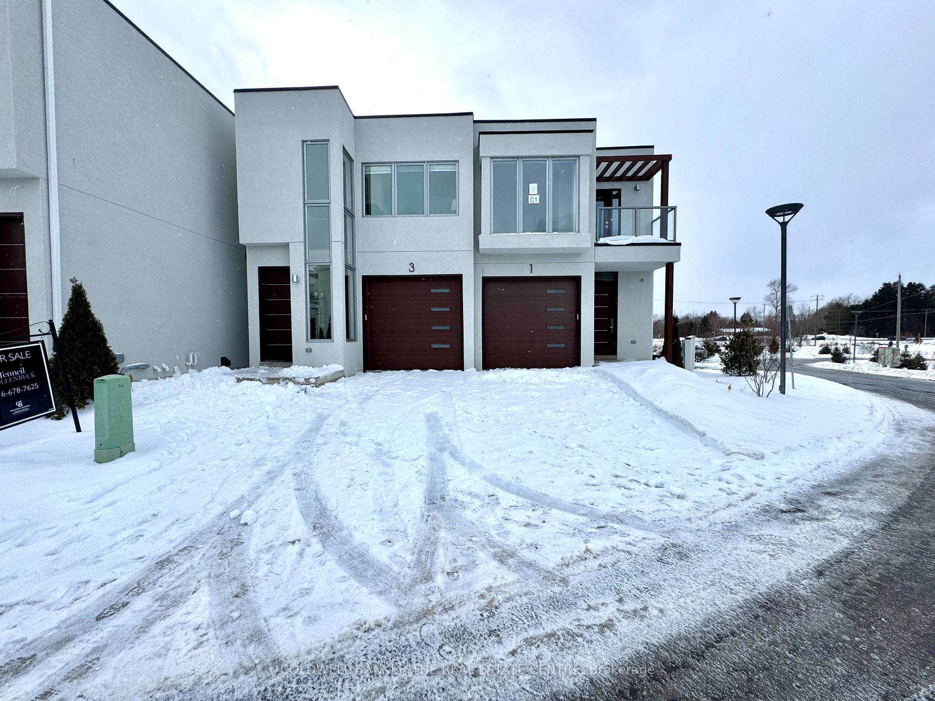 Front of 3 Waterview Lane