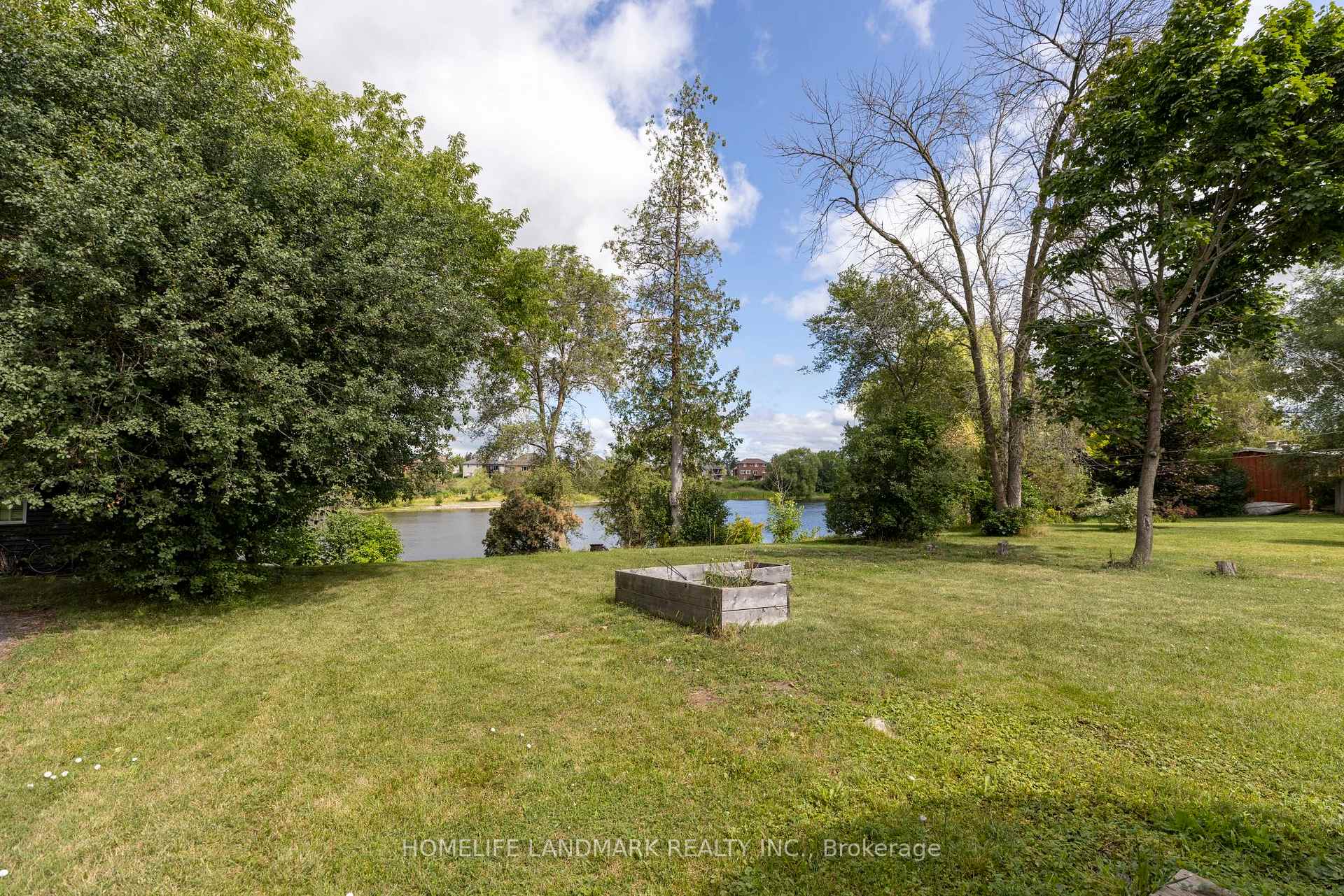 Photo 2 of 337 Cannifton Road N, Belleville, Thurlow Ward — HOMEH
