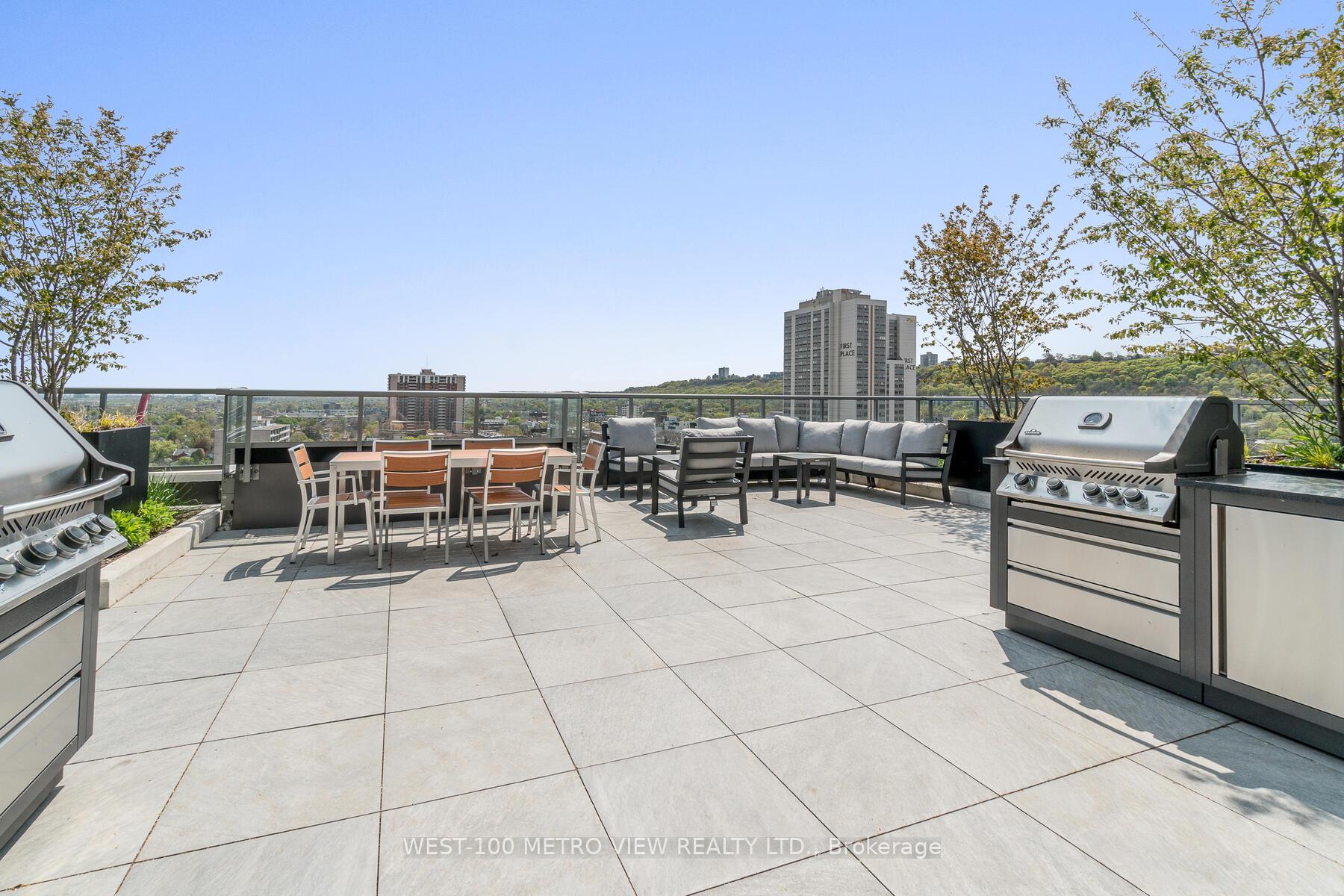 Photo 17 of Unit 822, 212 King Street E, Hamilton, Beasley — HOMEH
