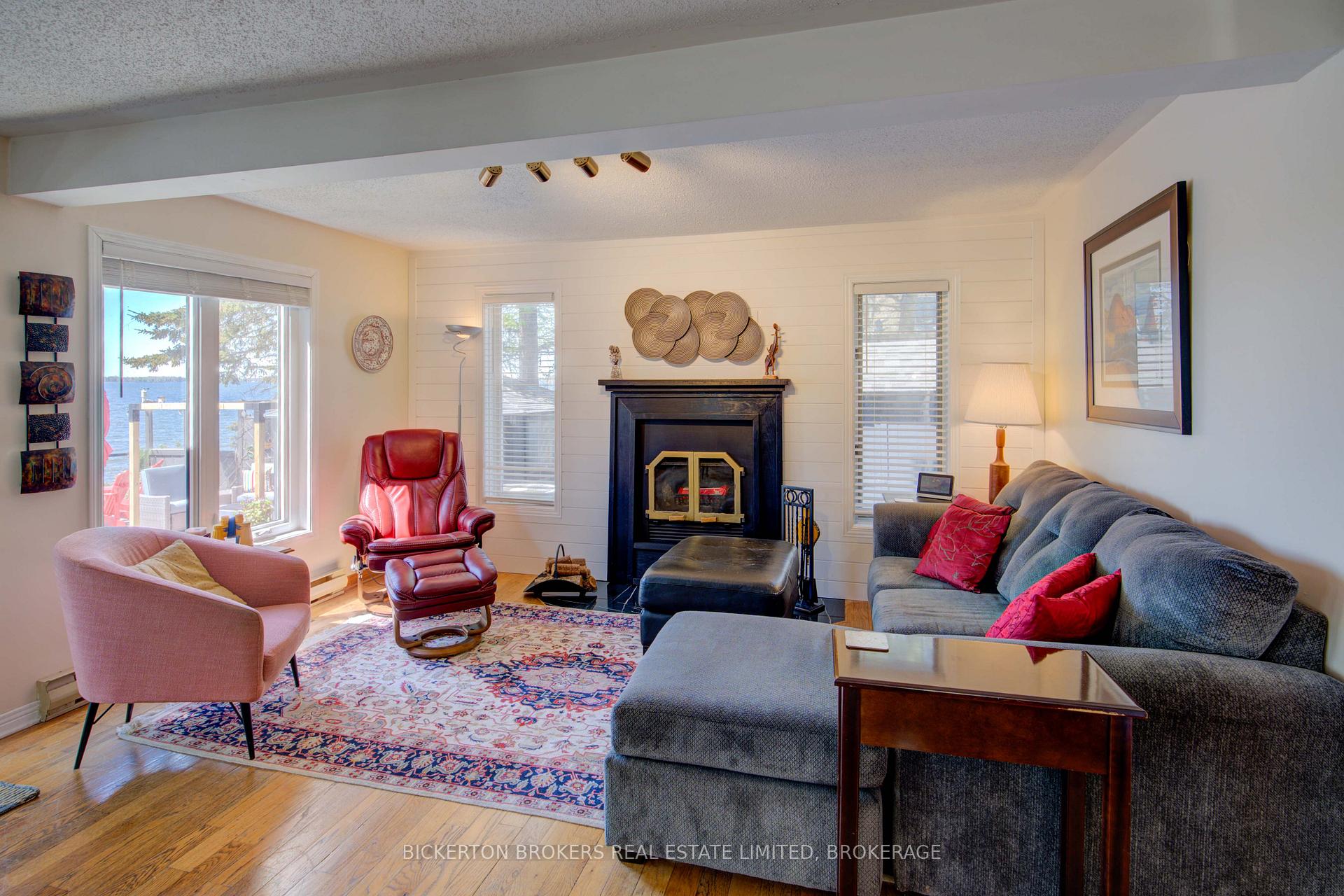 Photo 20 of 9 Gray's Lane, Gananoque — HOMEH