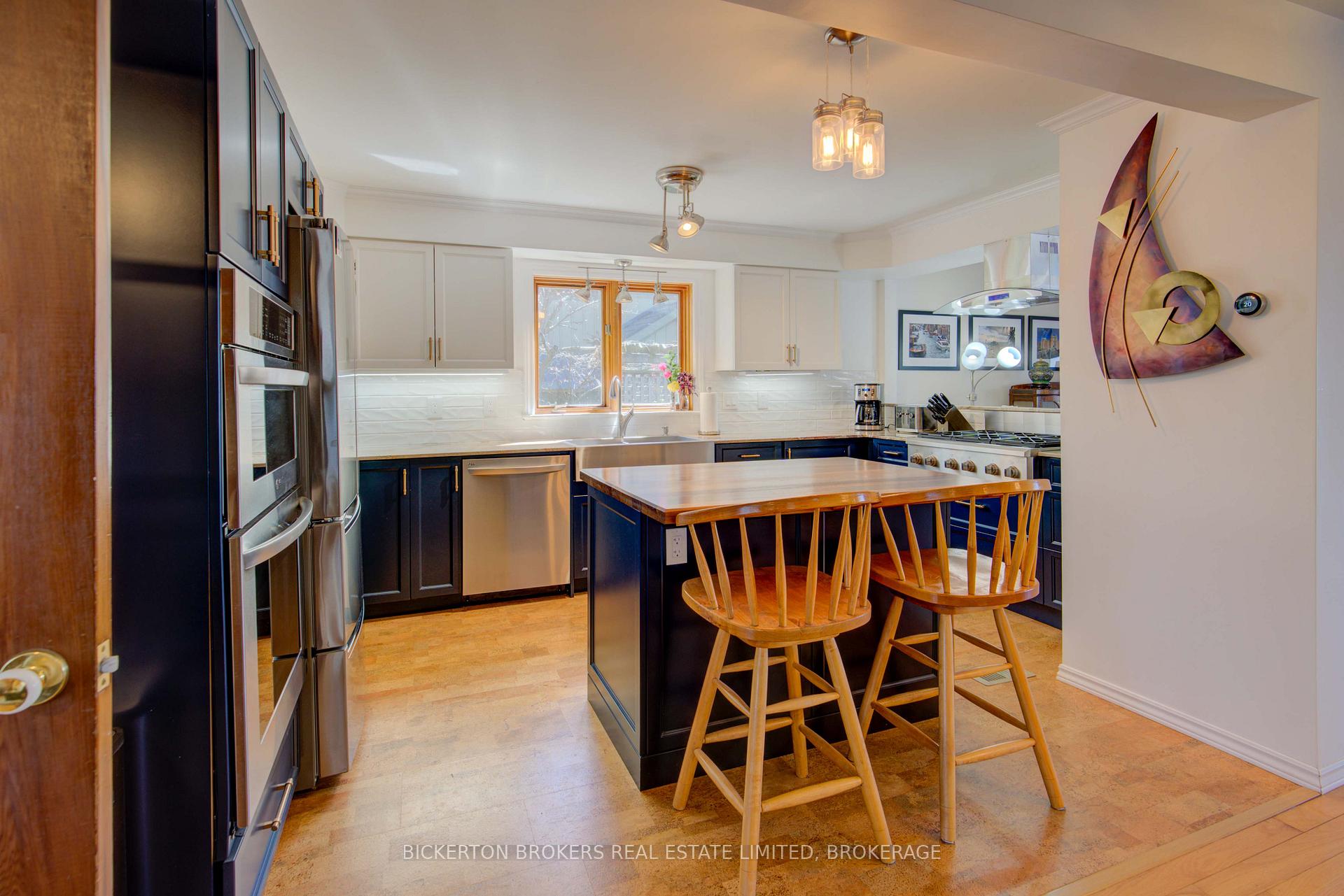 Photo 29 of 9 Gray's Lane, Gananoque — HOMEH
