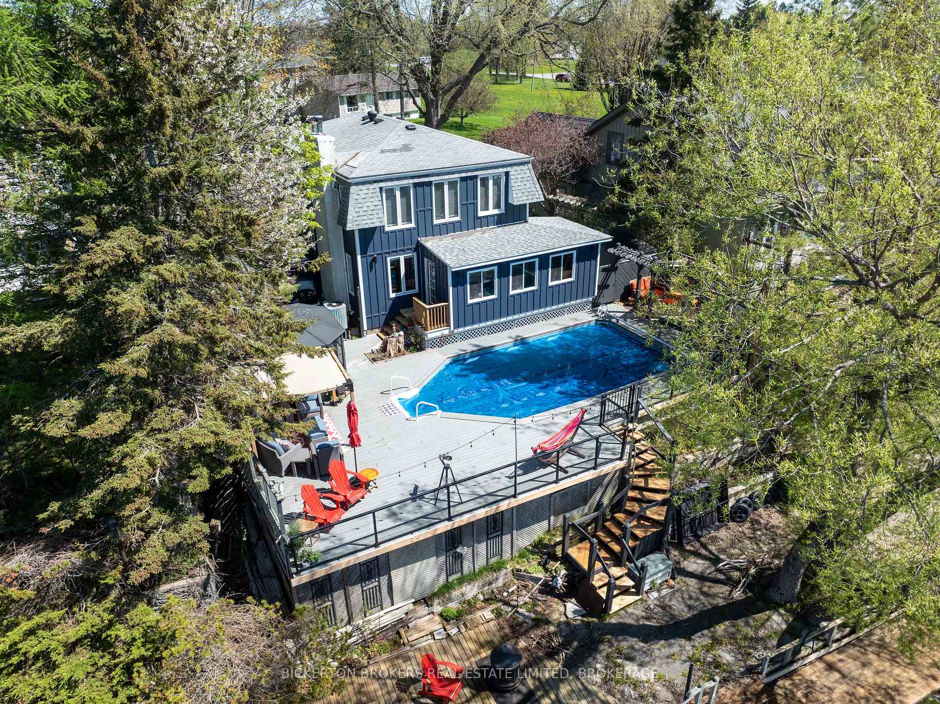 Photo 48 of 9 Gray's Lane, Gananoque — HOMEH
