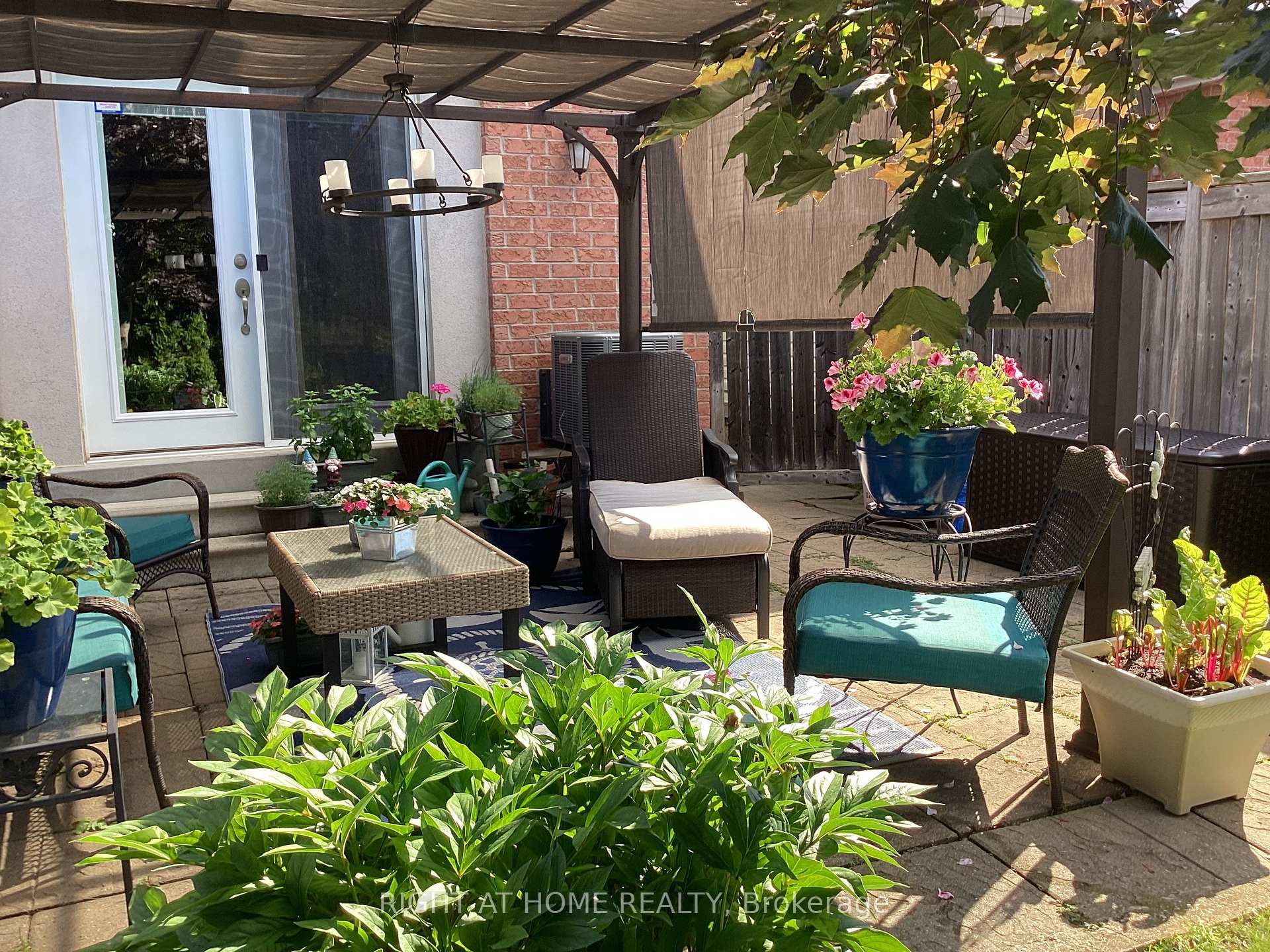 Photo 13 of 6 Traymore Street, Brampton, Fletcher's Meadow — HOMEH