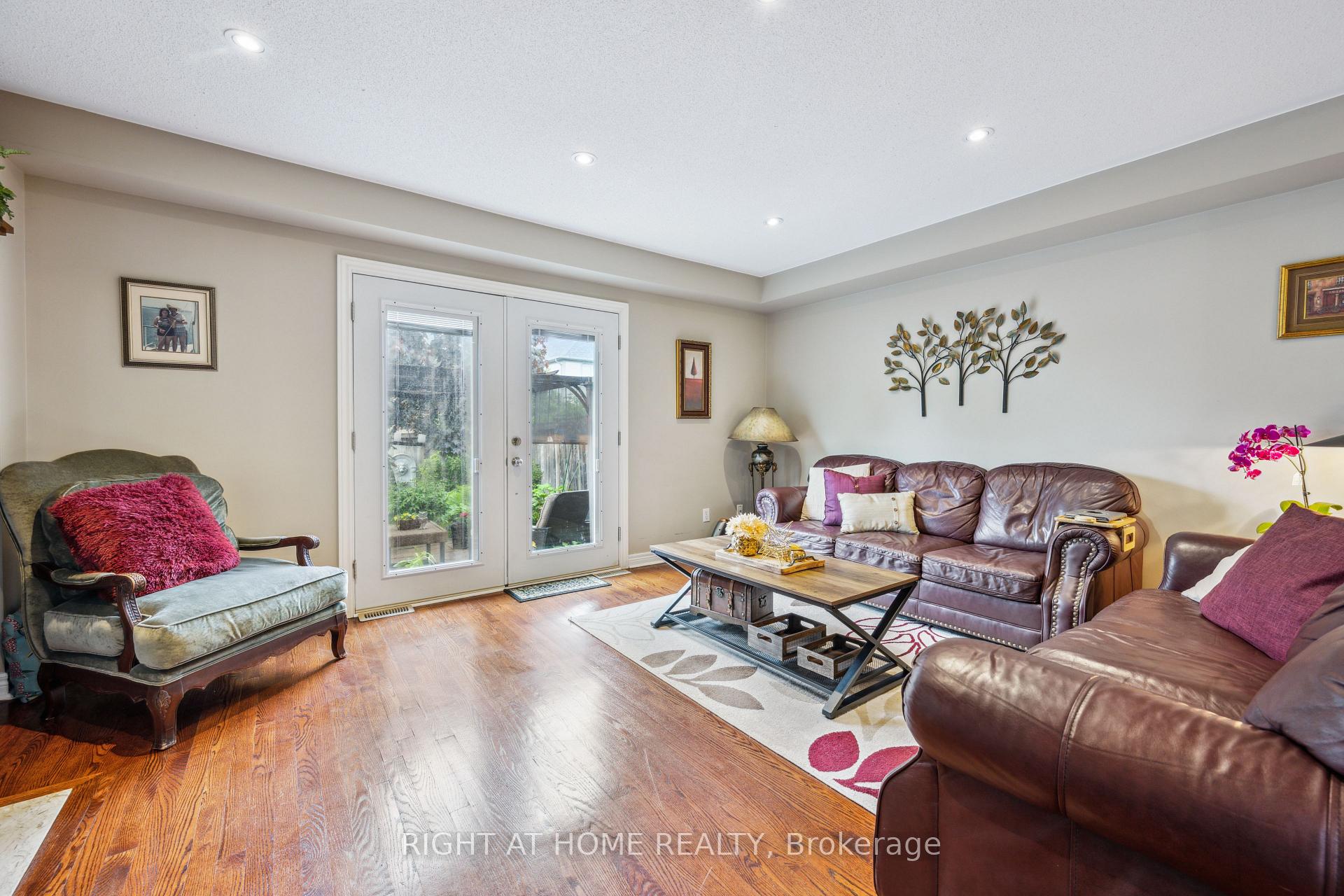Photo 32 of 6 Traymore Street, Brampton, Fletcher's Meadow — HOMEH