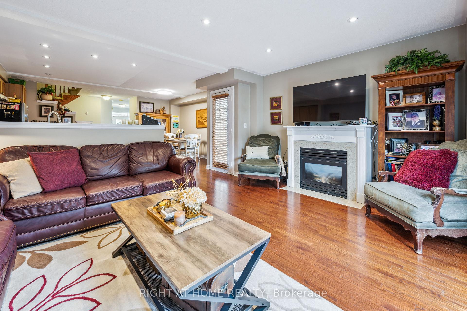 Photo 18 of 6 Traymore Street, Brampton, Fletcher's Meadow — HOMEH