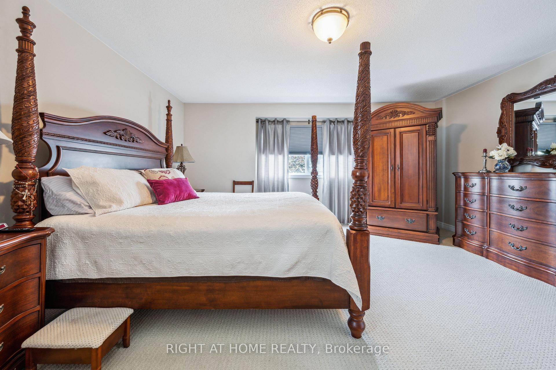 Photo 16 of 6 Traymore Street, Brampton, Fletcher's Meadow — HOMEH