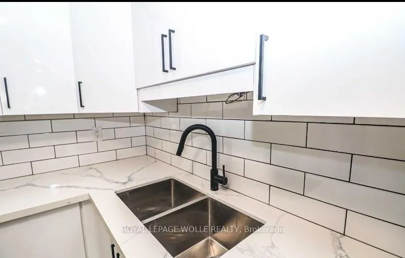 Photo 10 of Unit L81, 223 Pioneer Drive, Kitchener, Pioneer Park — HOMEH