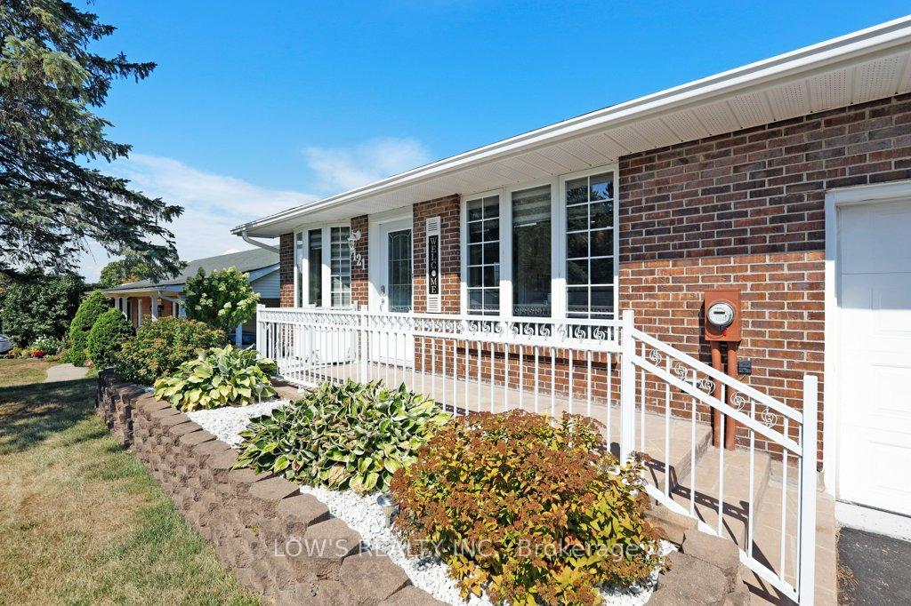 Photo 4 of 121 Barton Street, Champlain, Vankleek Hill — HOMEH