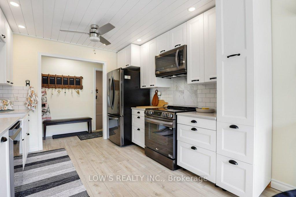 Photo 12 of 121 Barton Street, Champlain, Vankleek Hill — HOMEH