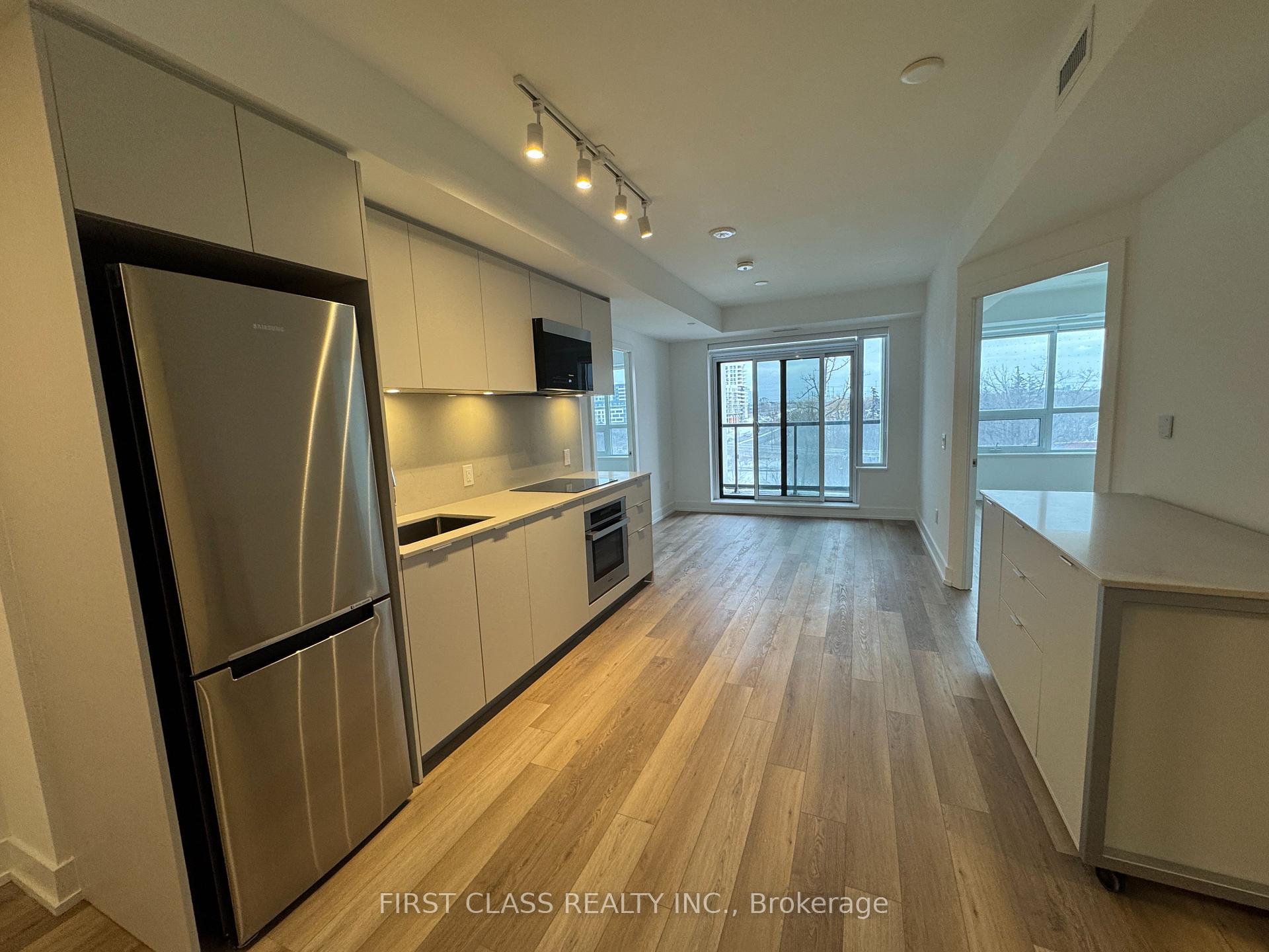 Photo 7 of Unit 618, 8 Cedarland Drive, Markham, Unionville — HOMEH