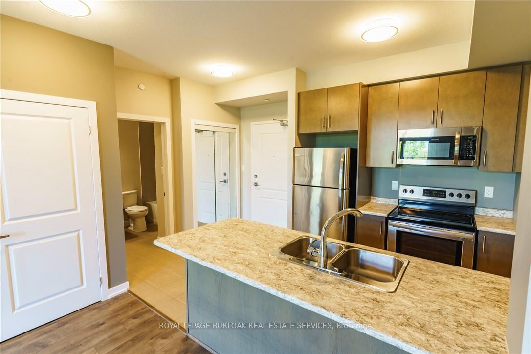 Photo 6 of Unit 135, 101 Shoreview Place, Hamilton, Stoney Creek — HOMEH