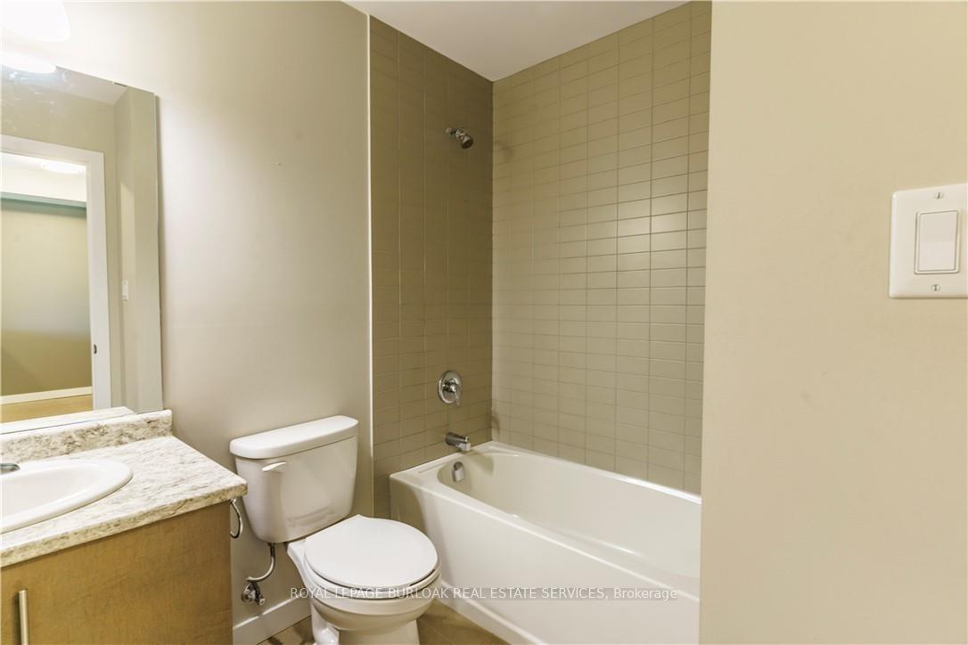 Photo 15 of Unit 135, 101 Shoreview Place, Hamilton, Stoney Creek — HOMEH