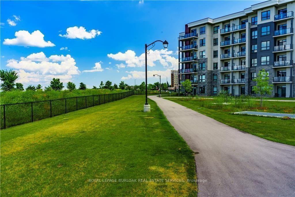Photo 16 of Unit 135, 101 Shoreview Place, Hamilton, Stoney Creek — HOMEH
