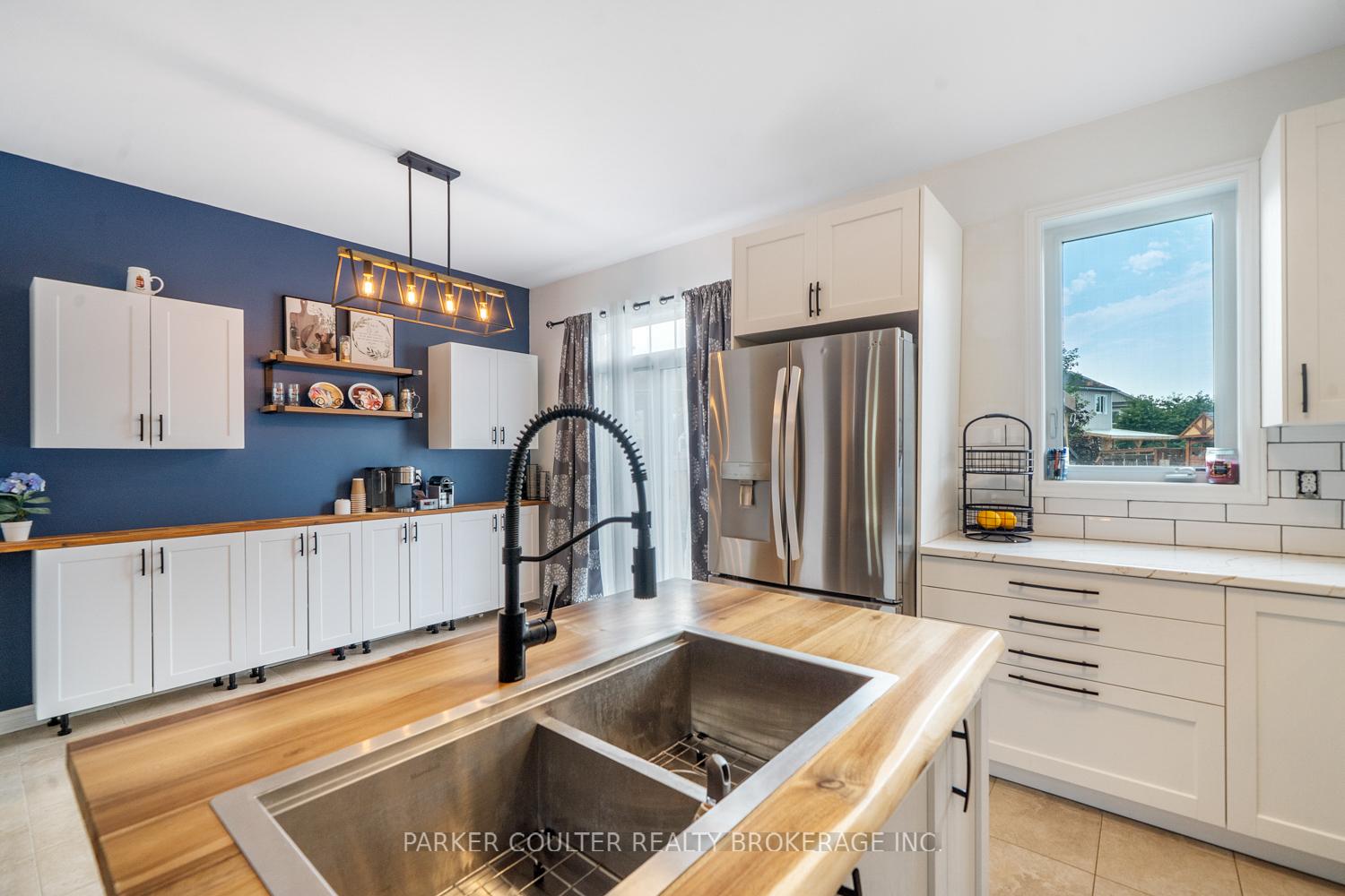 Photo 12 of 85 Blanchard Crescent, Essa, Angus — HOMEH