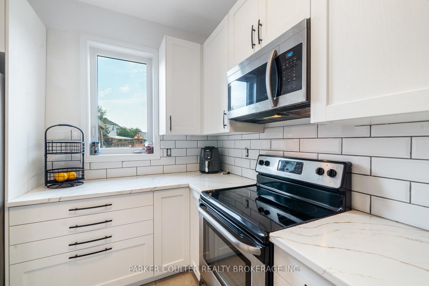 Photo 13 of 85 Blanchard Crescent, Essa, Angus — HOMEH