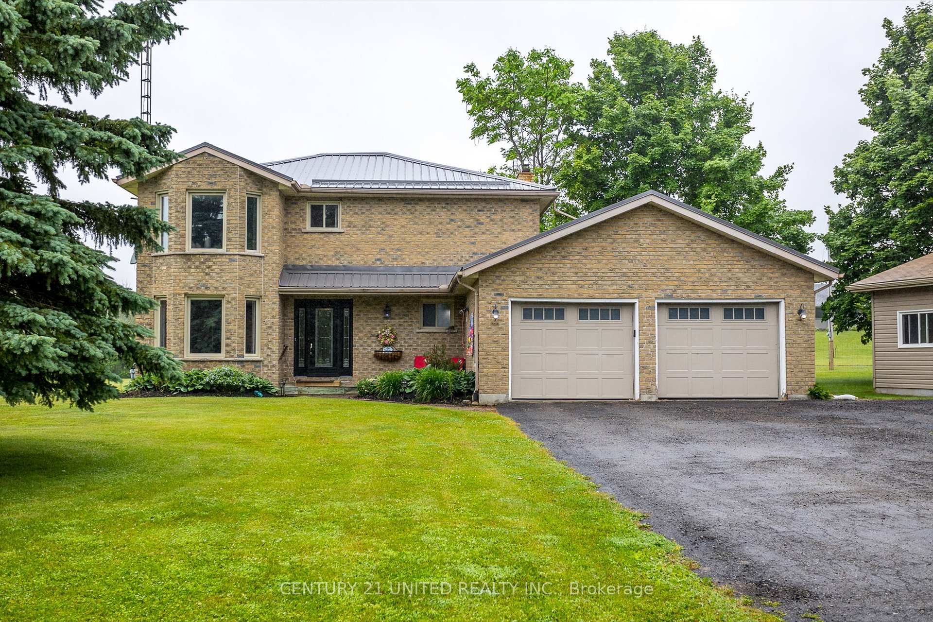Photo 1 of 44 Valleyview Drive, Cavan Monaghan, Cavan Twp — HOMEH