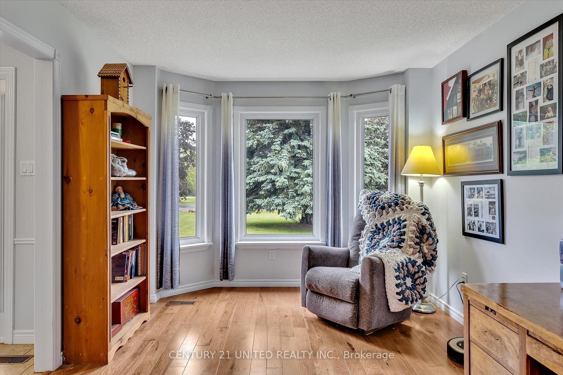 Photo 7 of 44 Valleyview Drive, Cavan Monaghan, Cavan Twp — HOMEH