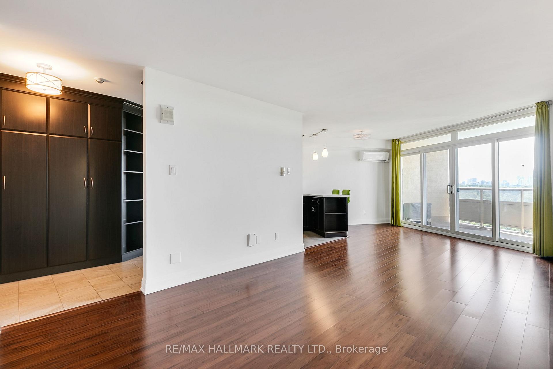 Photo 5 of Unit 2303, 980 Broadview Avenue, Toronto, Broadview North — HOMEH
