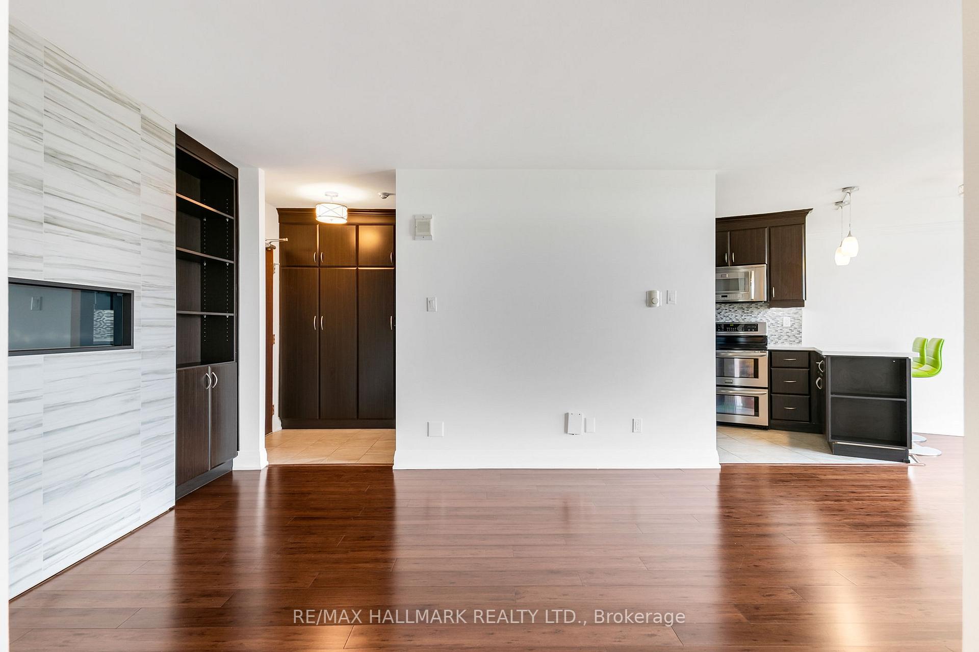 Photo 11 of Unit 2303, 980 Broadview Avenue, Toronto, Broadview North — HOMEH