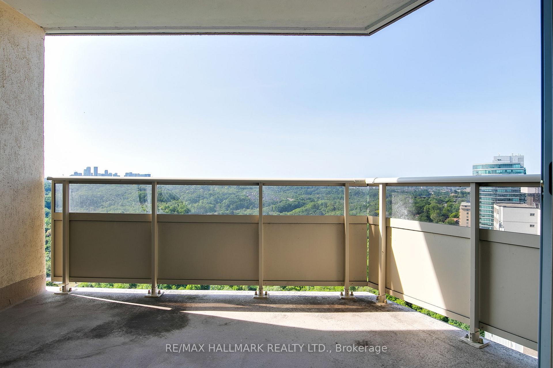 Photo 21 of Unit 2303, 980 Broadview Avenue, Toronto, Broadview North — HOMEH