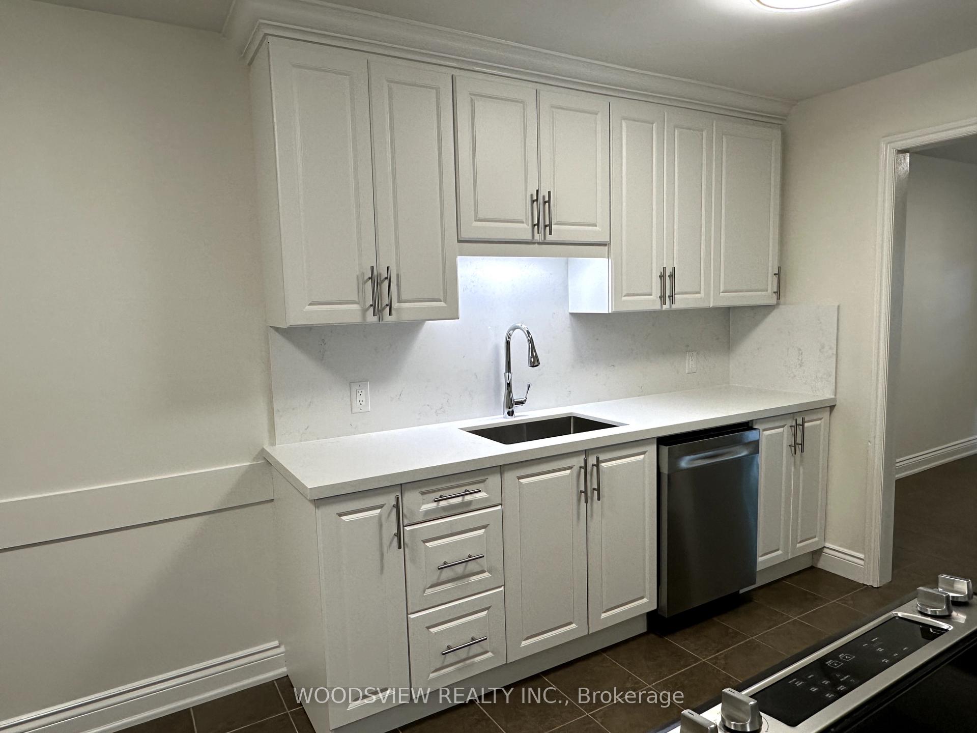 Photo 8 of Unit 2, 99 Lake Drive N, Georgina, Historic Lakeshore Communities — HOMEH
