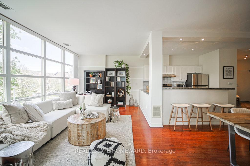 Photo 13 of Unit 209, 1 Leaside Park Drive, Toronto, Thorncliffe Park — HOMEH