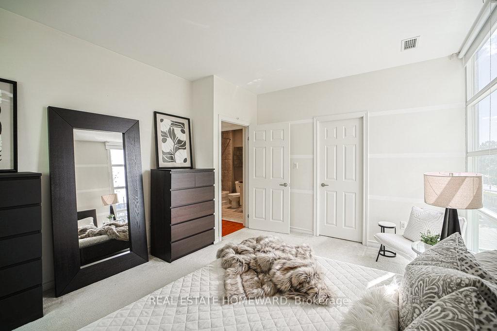 Photo 15 of Unit 209, 1 Leaside Park Drive, Toronto, Thorncliffe Park — HOMEH