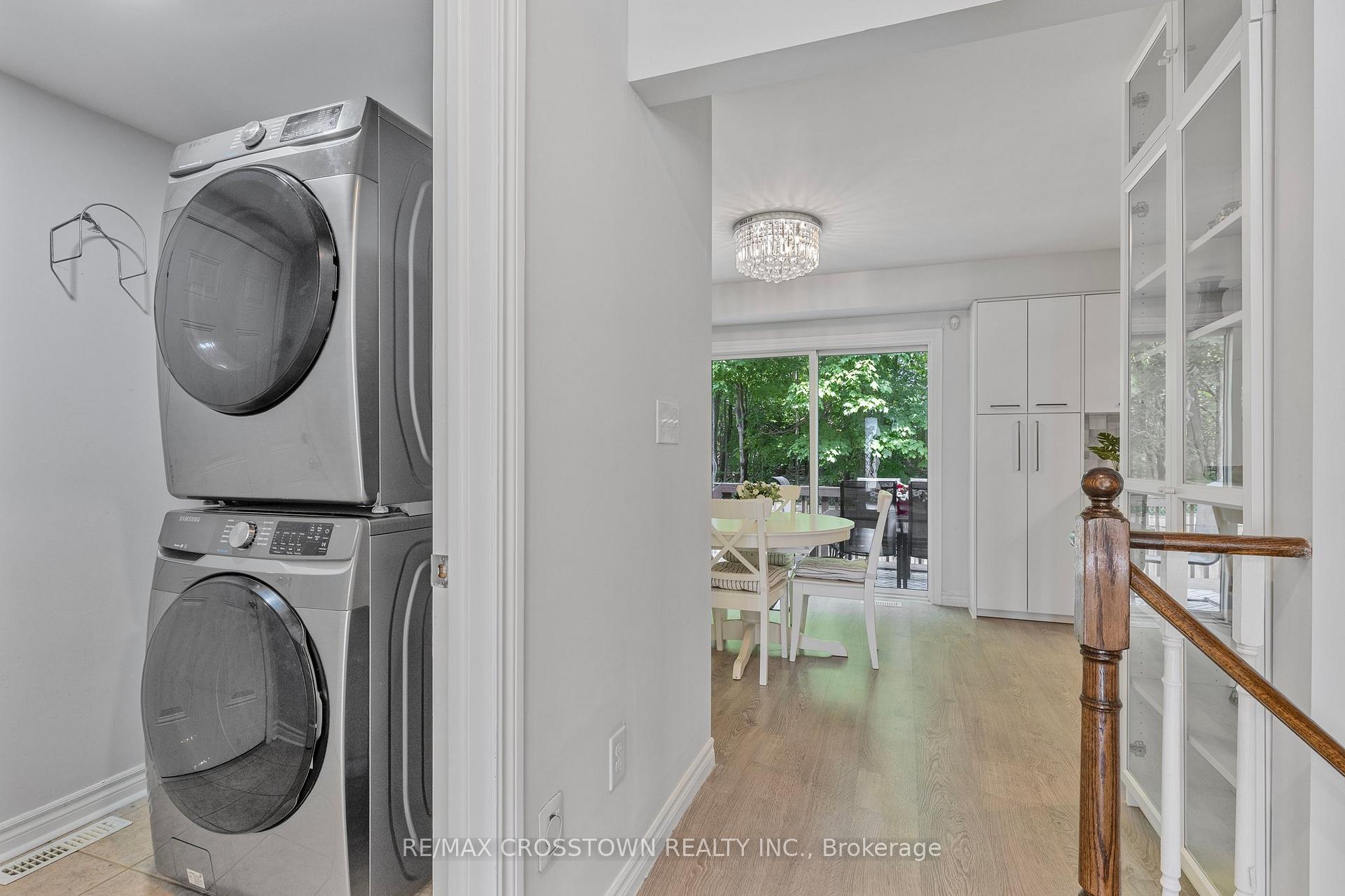 Photo 17 of 103 Diana Way, Barrie, Innis-Shore — HOMEH