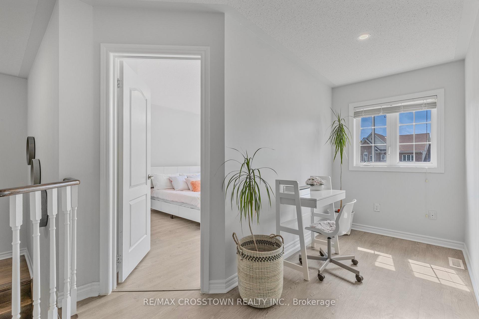 Photo 26 of 103 Diana Way, Barrie, Innis-Shore — HOMEH