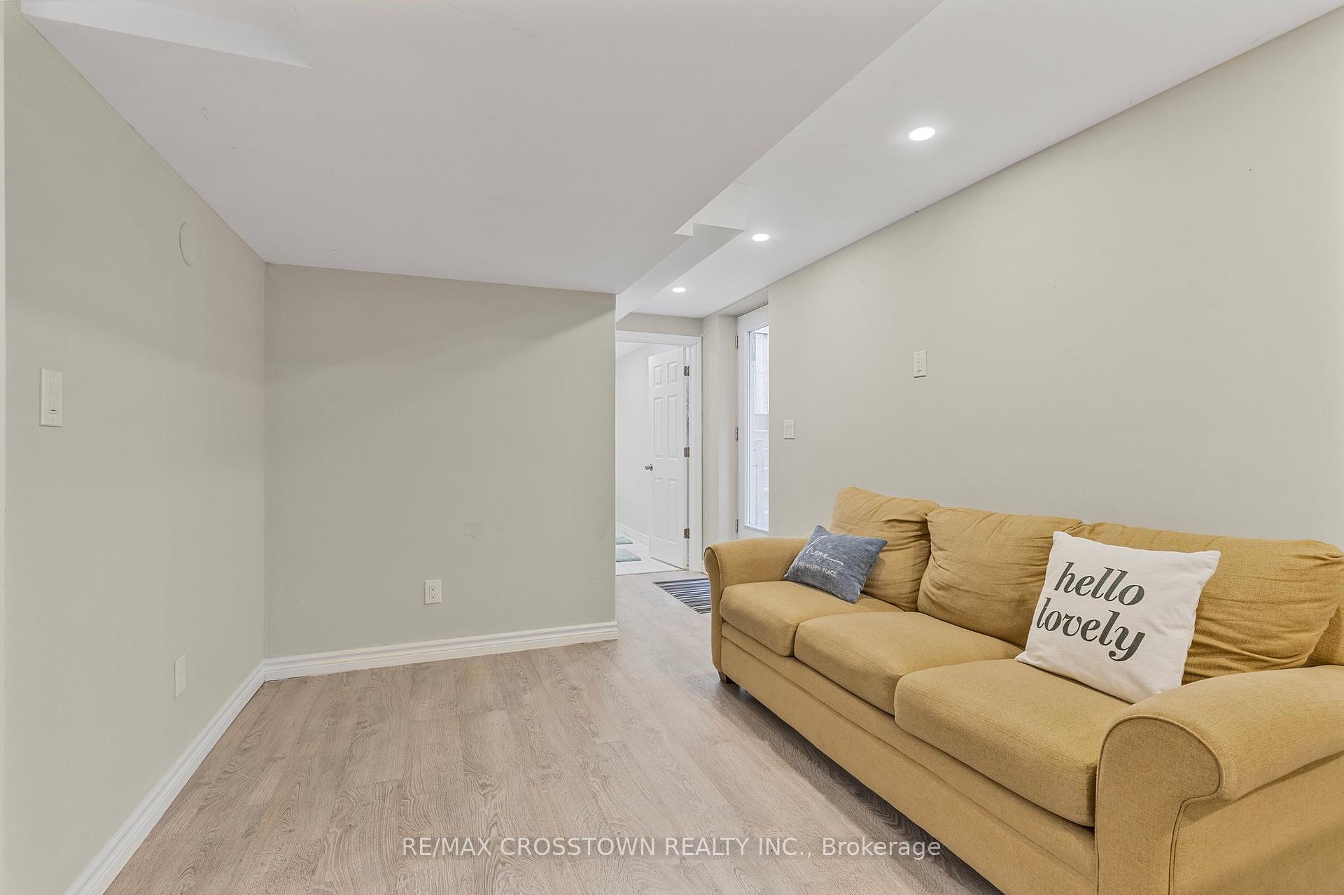 Photo 33 of 103 Diana Way, Barrie, Innis-Shore — HOMEH