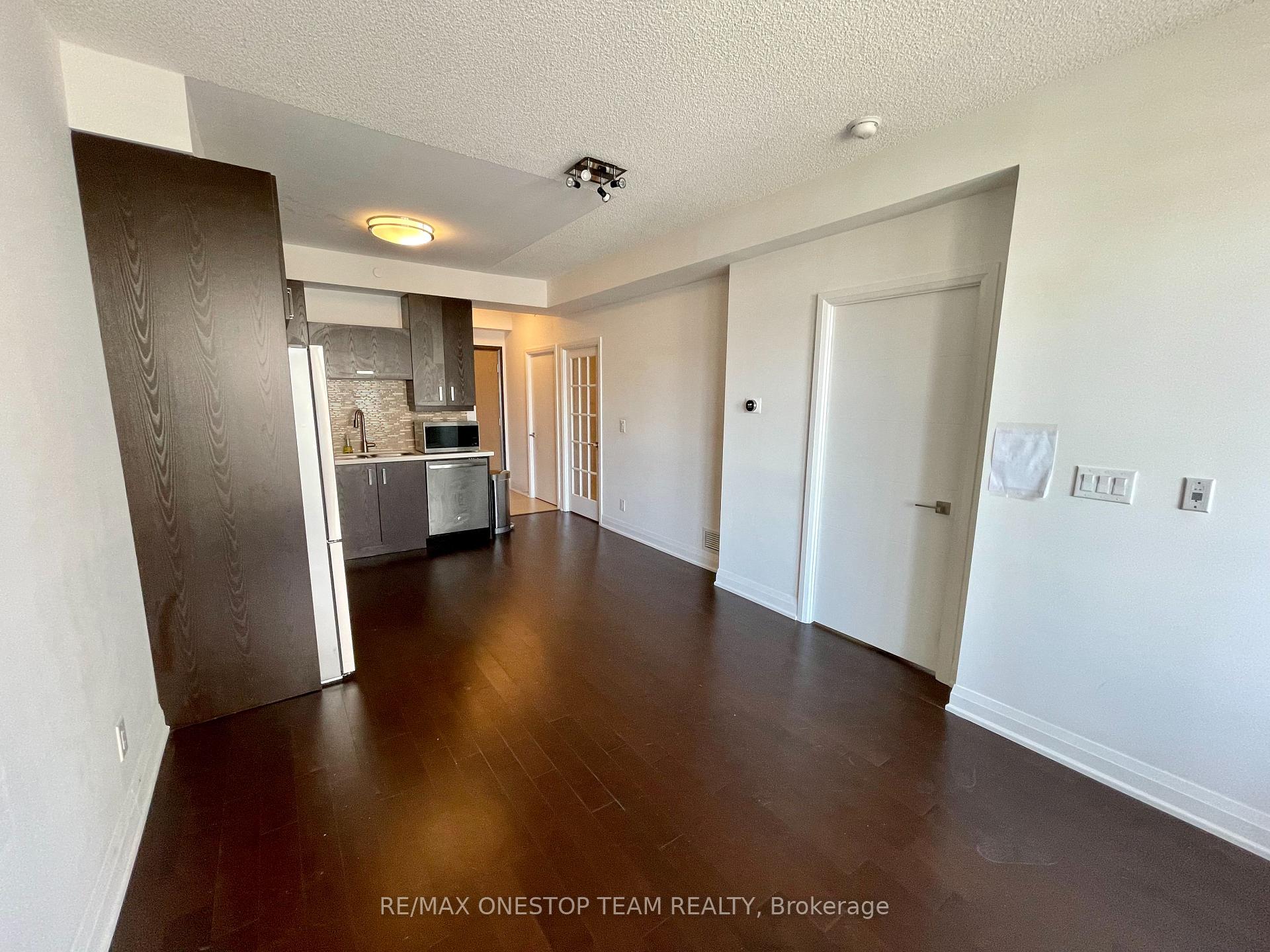Photo 7 of Unit 325, 28 Uptown Drive, Markham, Unionville — HOMEH