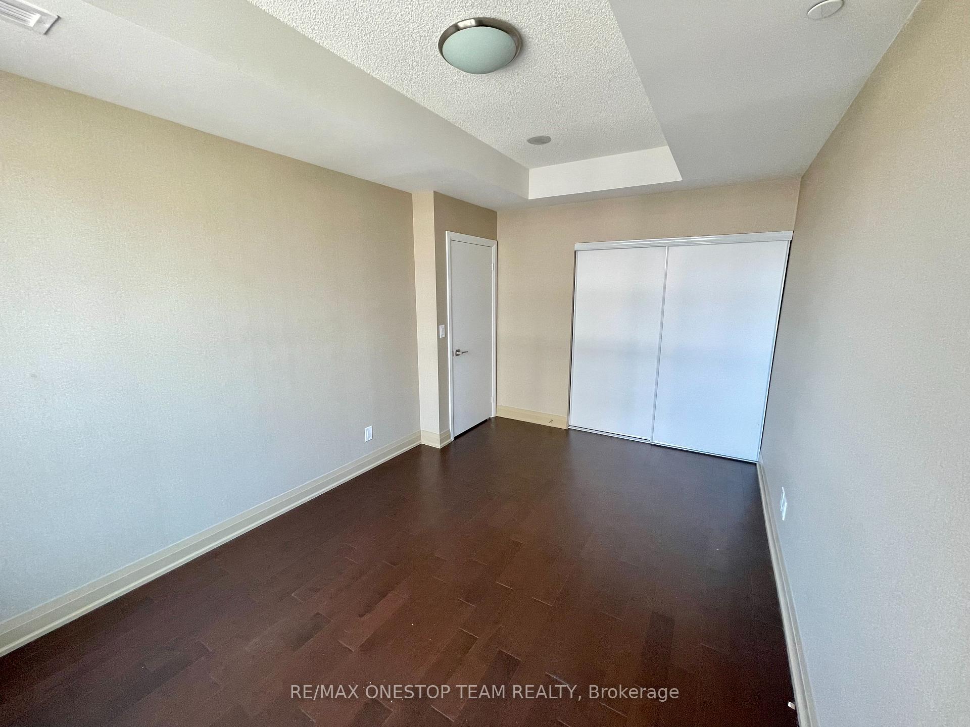 Photo 13 of Unit 325, 28 Uptown Drive, Markham, Unionville — HOMEH
