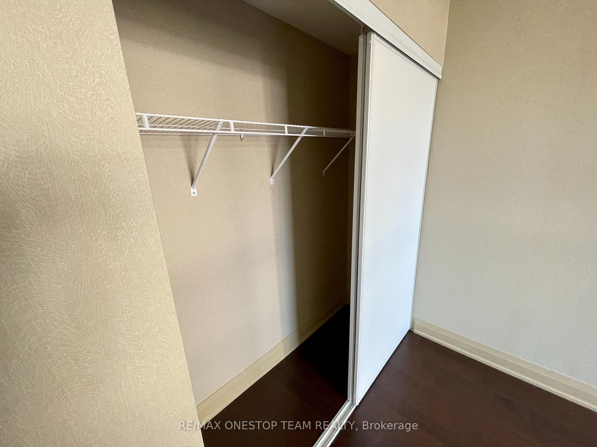 Photo 14 of Unit 325, 28 Uptown Drive, Markham, Unionville — HOMEH