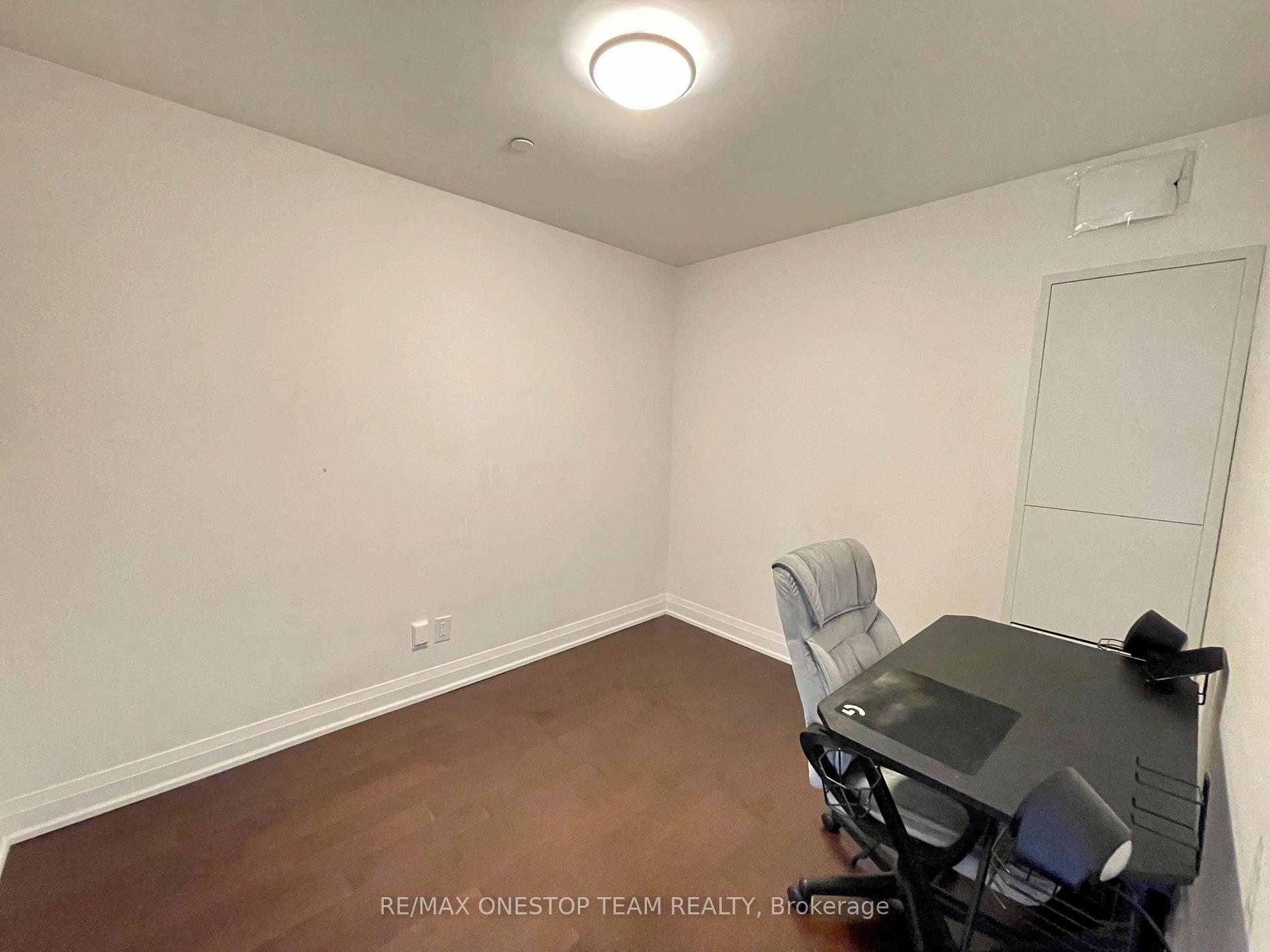 Photo 16 of Unit 325, 28 Uptown Drive, Markham, Unionville — HOMEH
