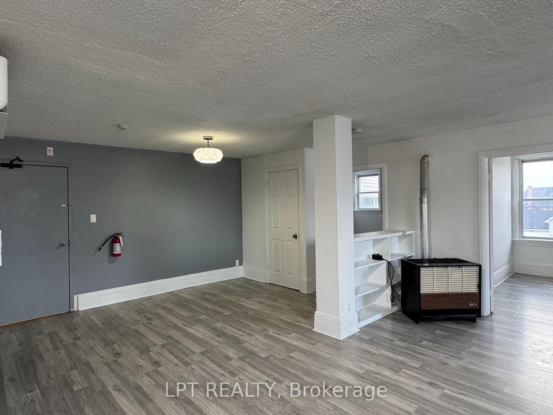 Photo 3 of Unit 2, 2 Queen Street W, Springwater, Elmvale — HOMEH