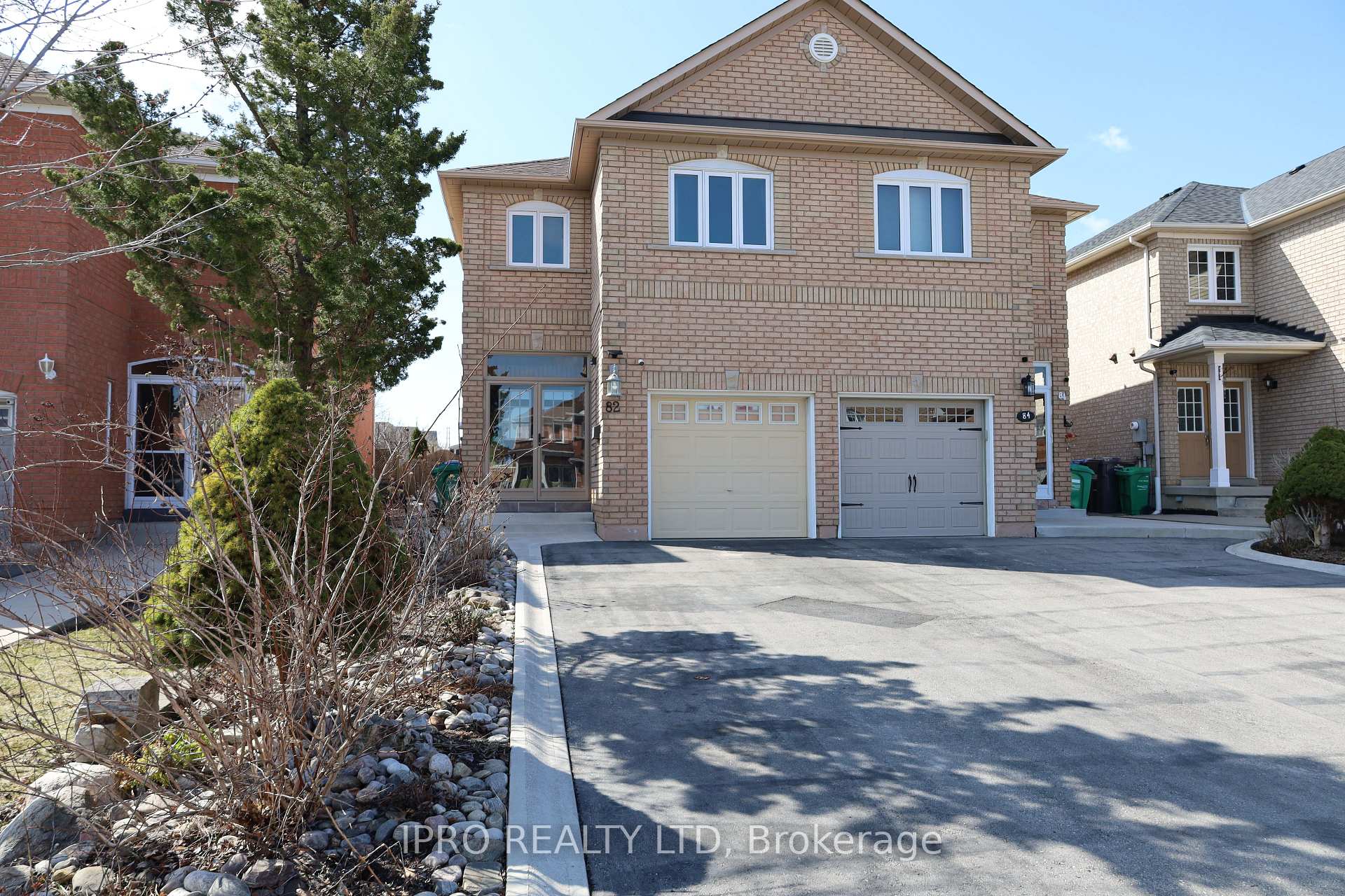 Photo 1 of 82 Weather Vane Lane, Brampton, Fletcher's Creek Village — HOMEH