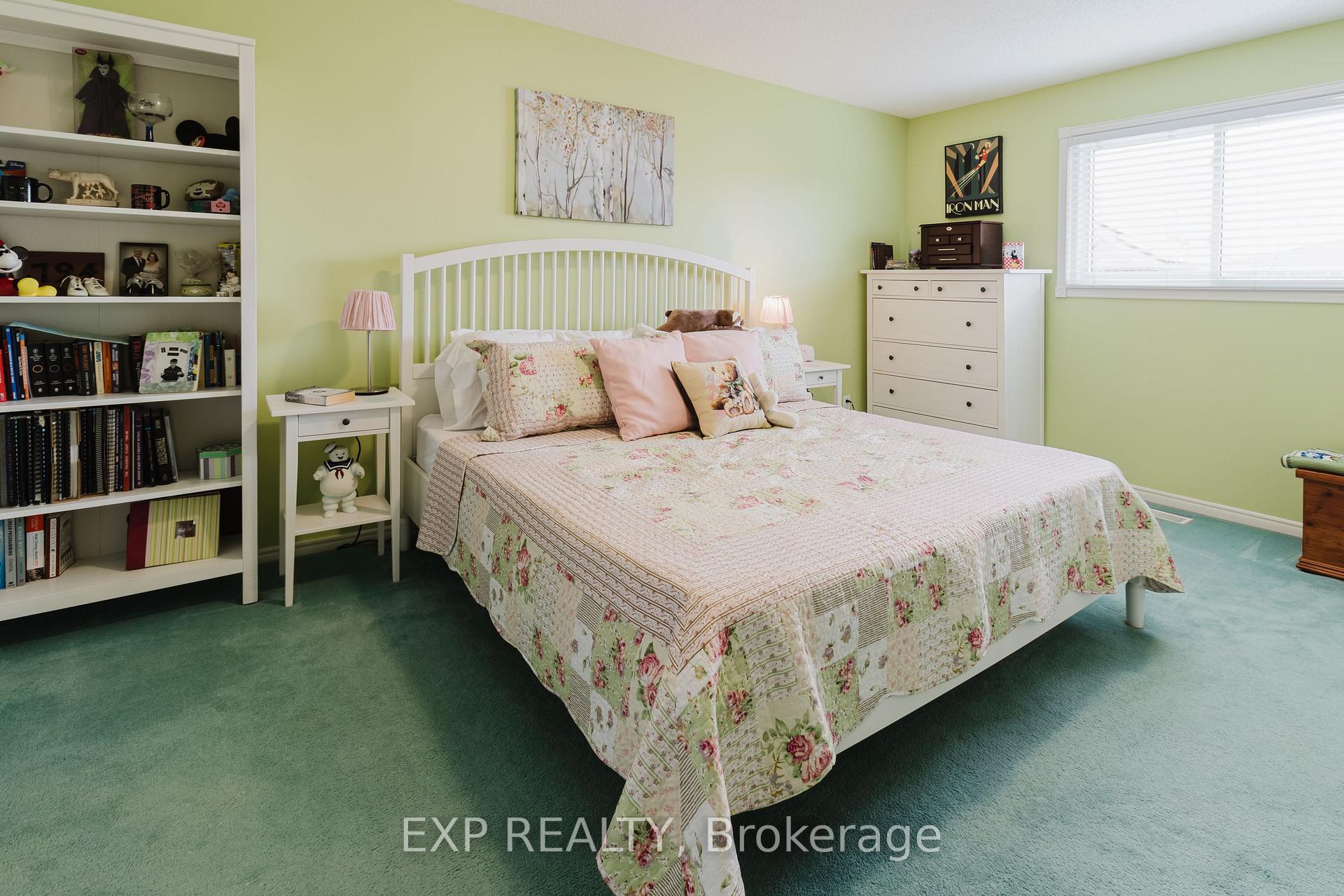Photo 72 of 37 Springgarden Crescent, Hamilton, Stoney Creek Mountain — HOMEH