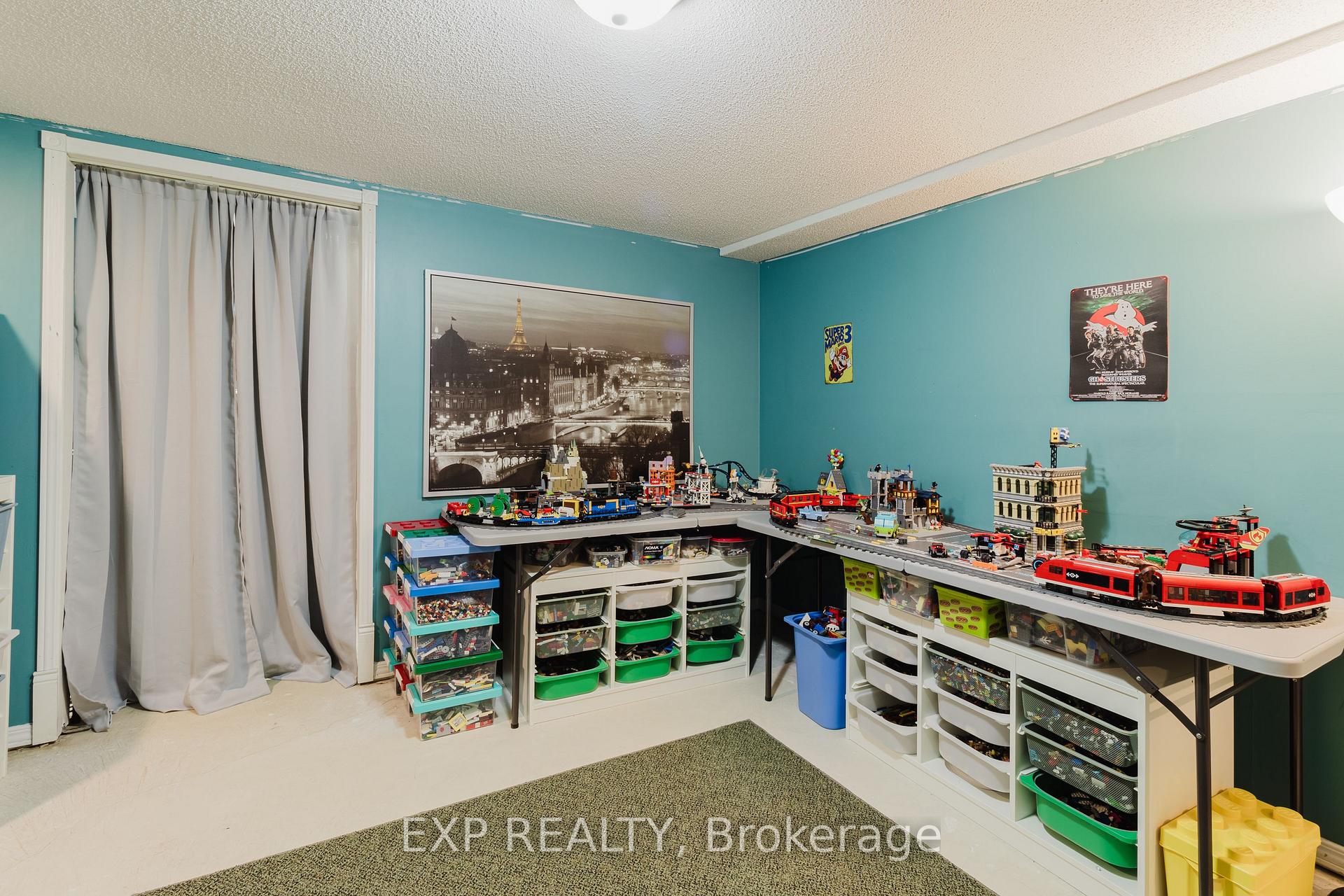 Photo 95 of 37 Springgarden Crescent, Hamilton, Stoney Creek Mountain — HOMEH