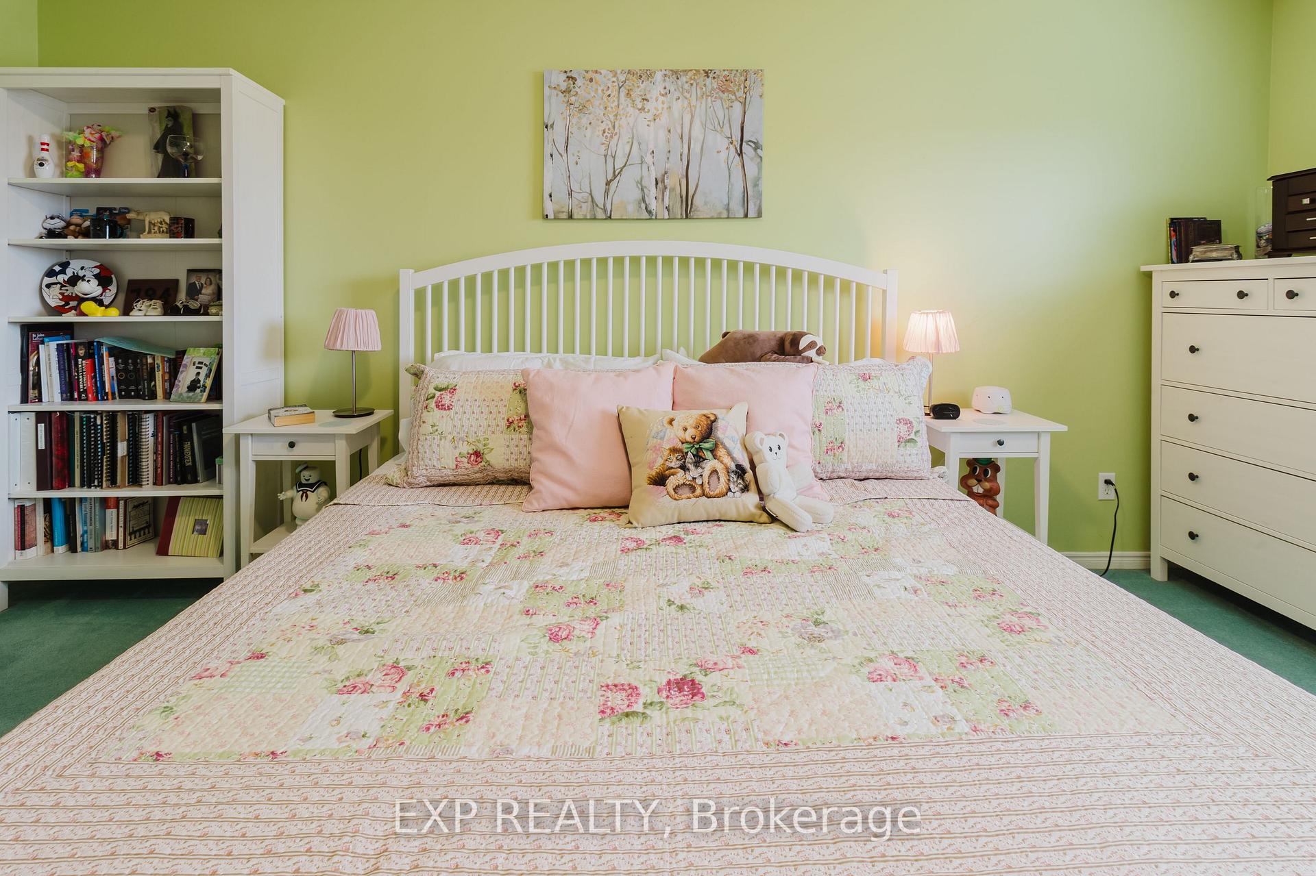 Photo 51 of 37 Springgarden Crescent, Hamilton, Stoney Creek Mountain — HOMEH
