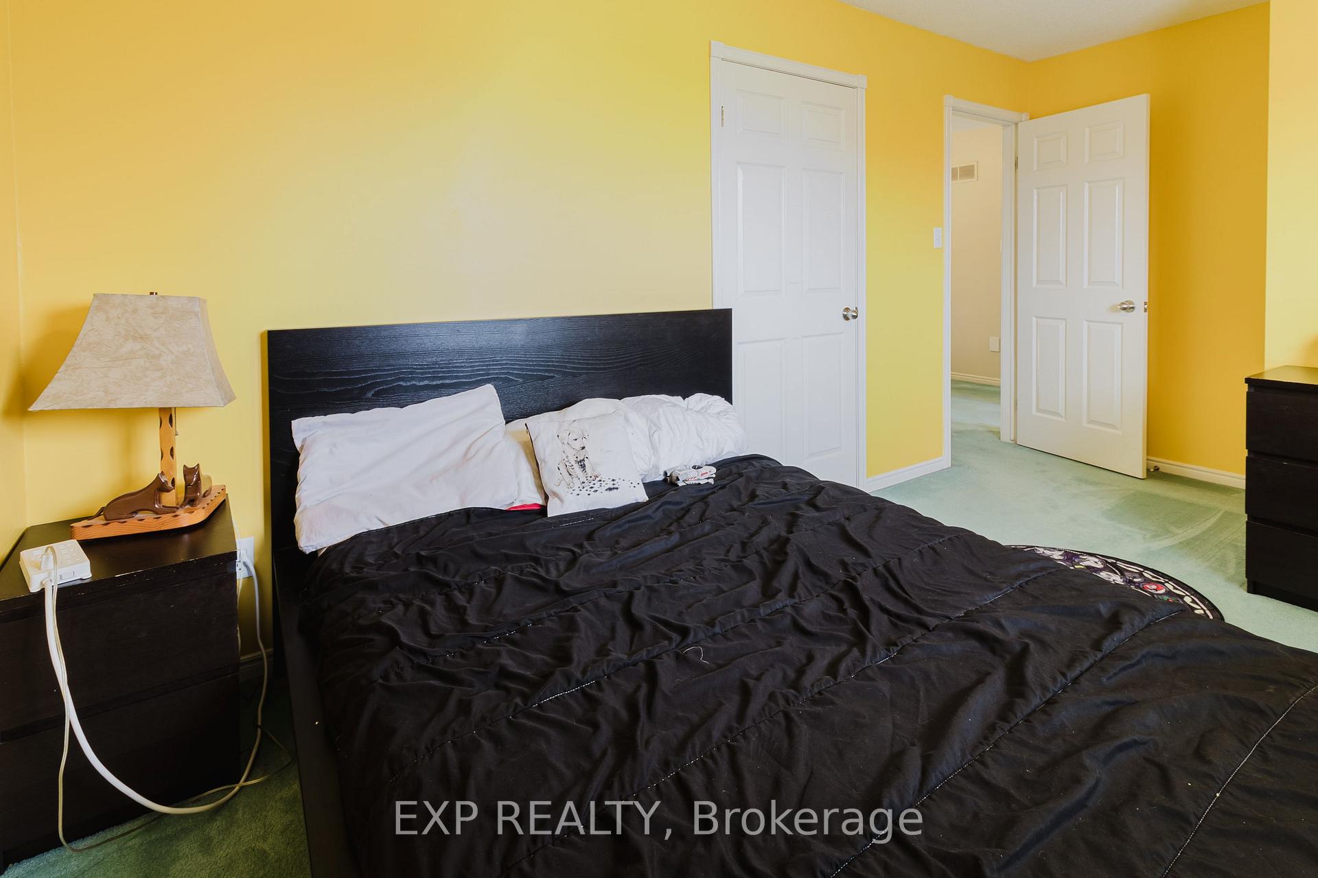 Photo 59 of 37 Springgarden Crescent, Hamilton, Stoney Creek Mountain — HOMEH