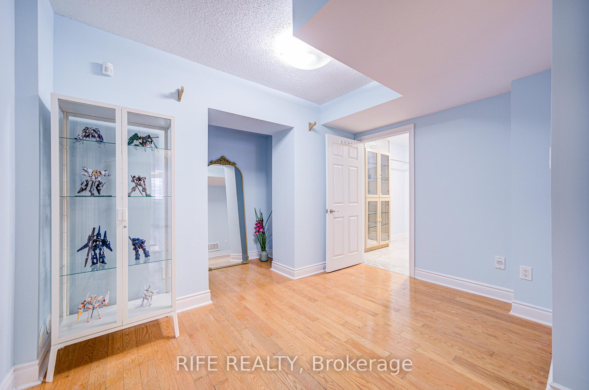 Photo 6 of Unit TH0057, 99 Legends Way, Markham, Unionville — HOMEH