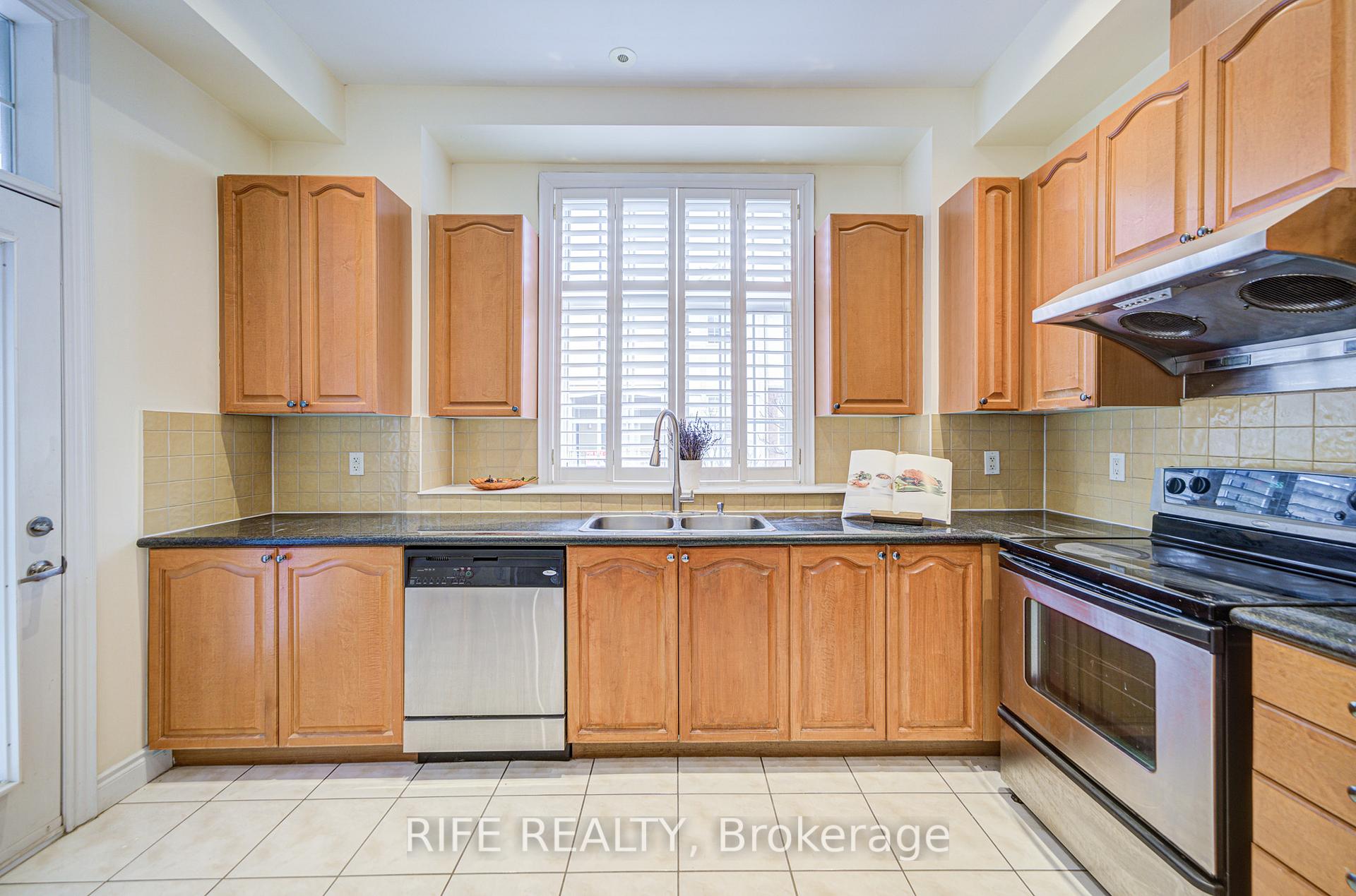 Photo 20 of Unit TH0057, 99 Legends Way, Markham, Unionville — HOMEH