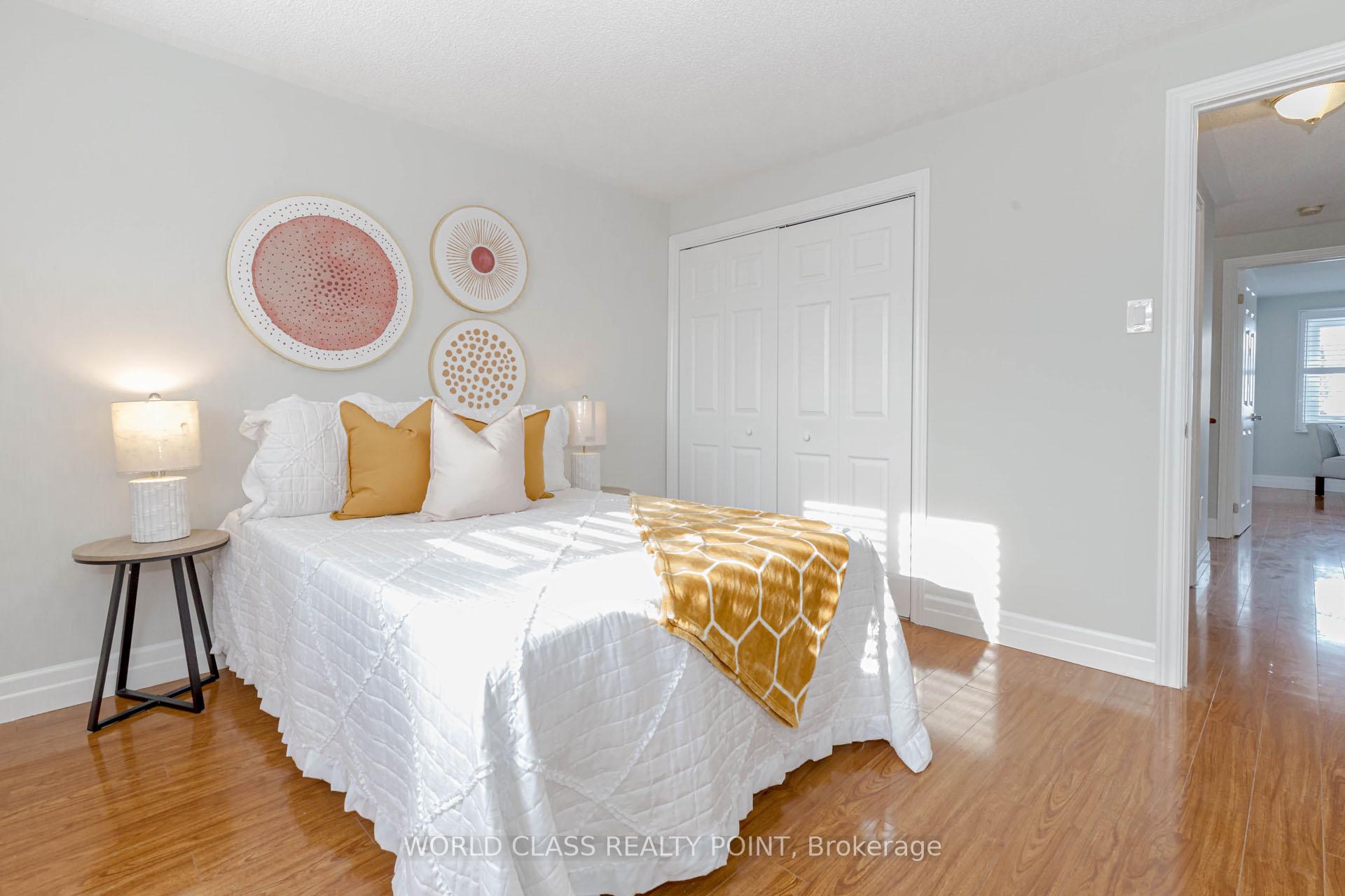 Photo 23 of 54 Wooliston Crescent N, Brampton, Fletcher's West — HOMEH