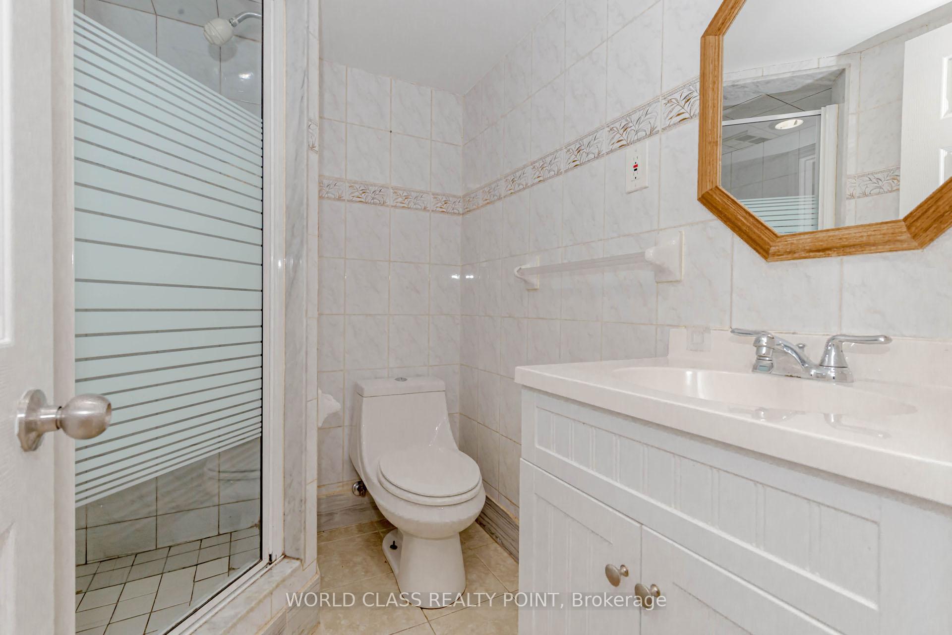 Photo 29 of 54 Wooliston Crescent N, Brampton, Fletcher's West — HOMEH