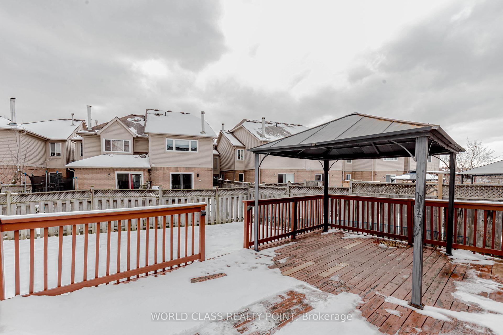 Photo 33 of 54 Wooliston Crescent N, Brampton, Fletcher's West — HOMEH