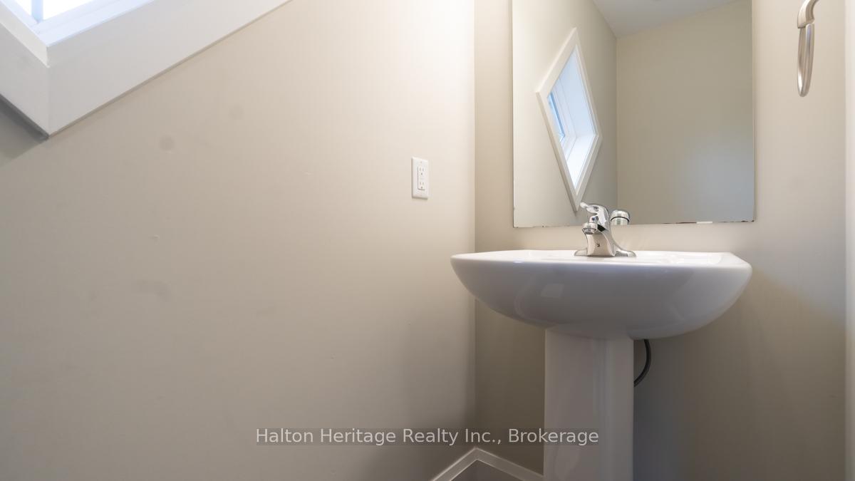 Photo 35 of Unit 21, 40 Hamilton Street S, Hamilton, Waterdown — HOMEH