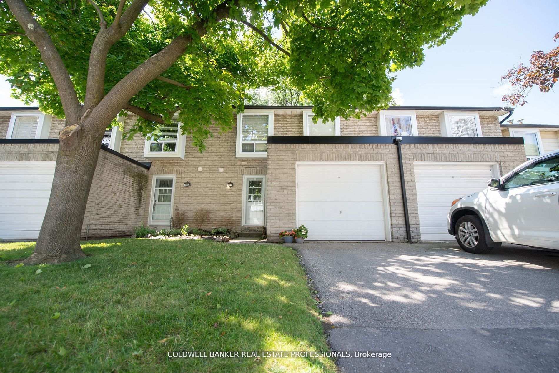 Photo 1 of Unit 22, 264 Royal Orchard Boulevard, Markham, Royal Orchard — HOMEH