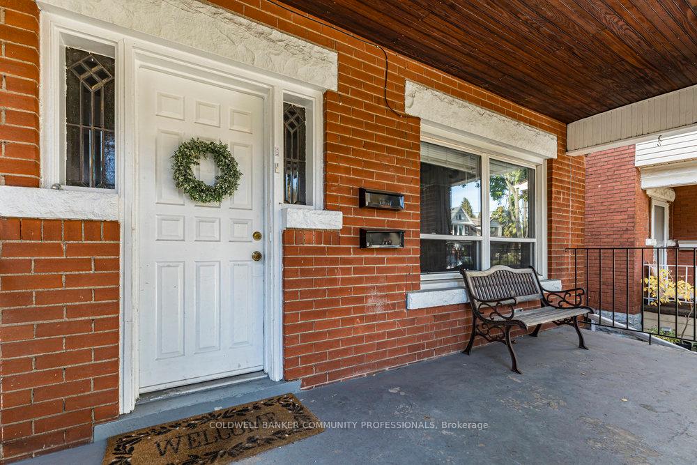Photo 3 of 73 Balmoral Avenue N, Hamilton, Crown Point — HOMEH