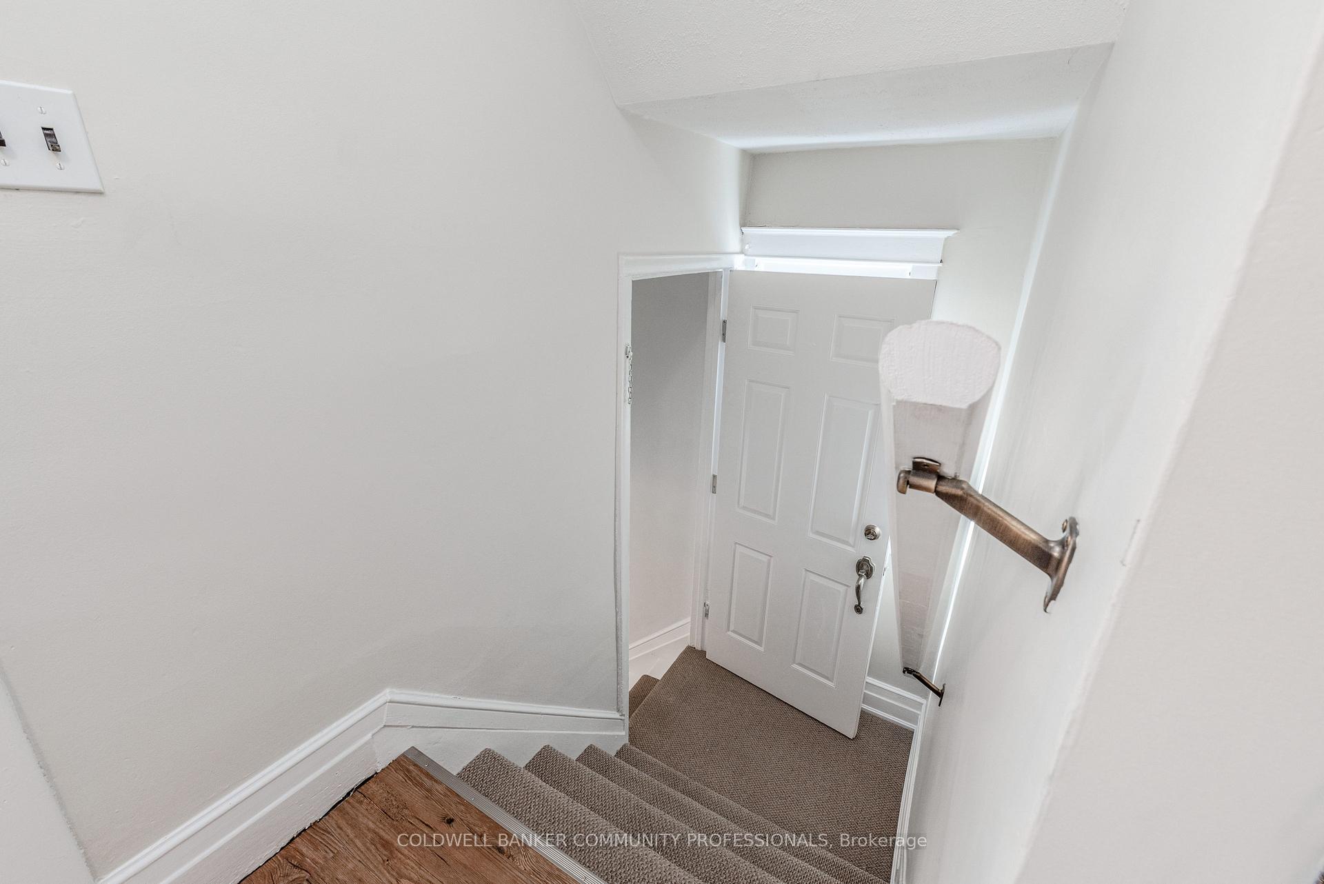 Photo 22 of 73 Balmoral Avenue N, Hamilton, Crown Point — HOMEH